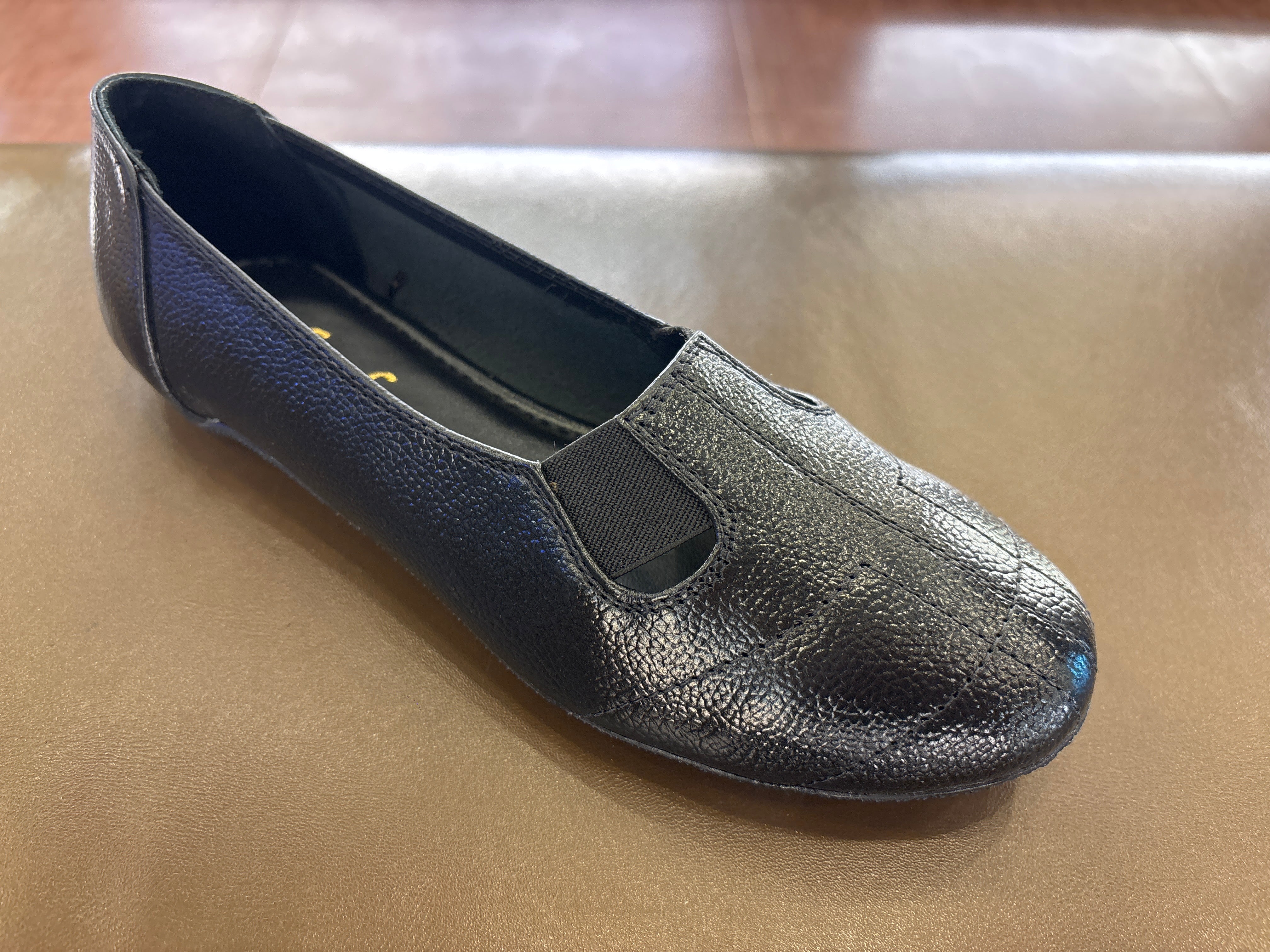 Ellie Classic Stitched Leather Elastic Ballerinas - The Heels India