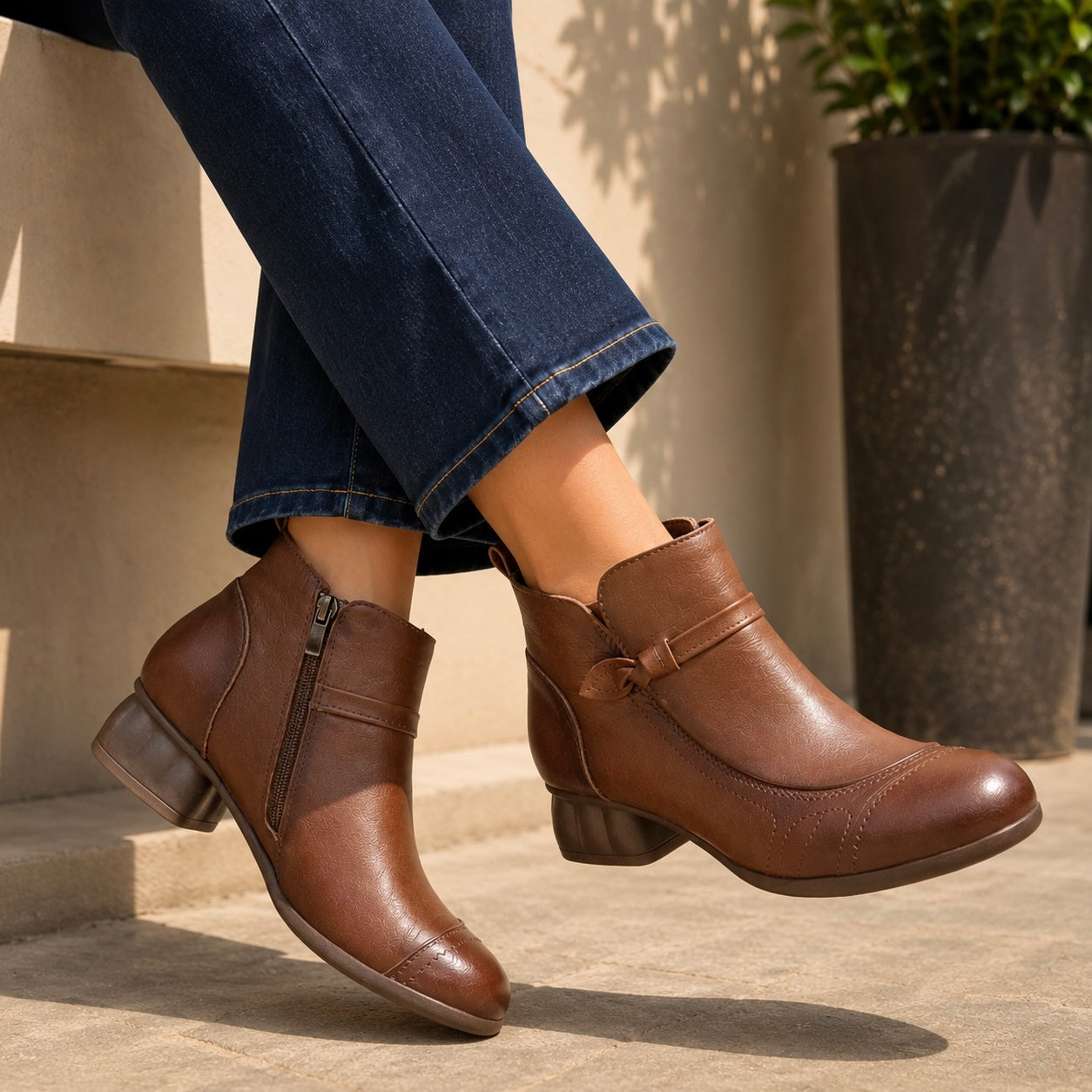 Hyde Leather Comfort Ankle Zip Boots