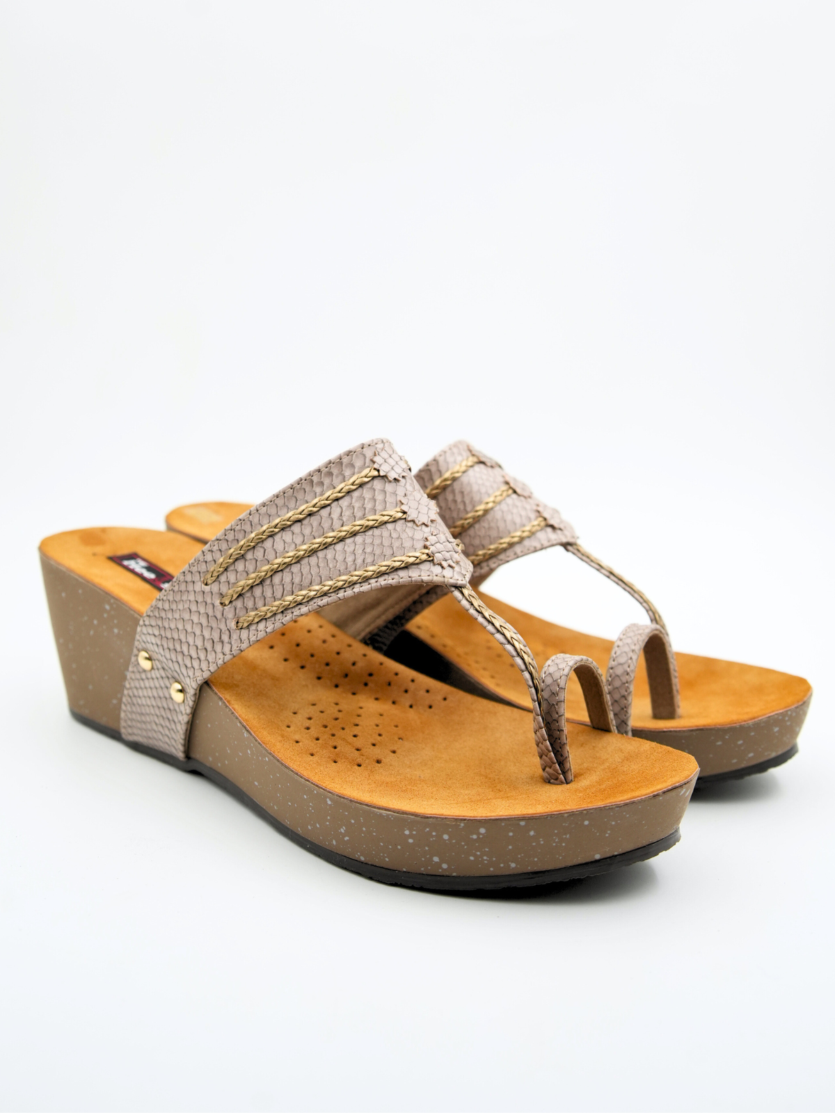 Zehra Wedge Heel Kohlapuris - The Heels India