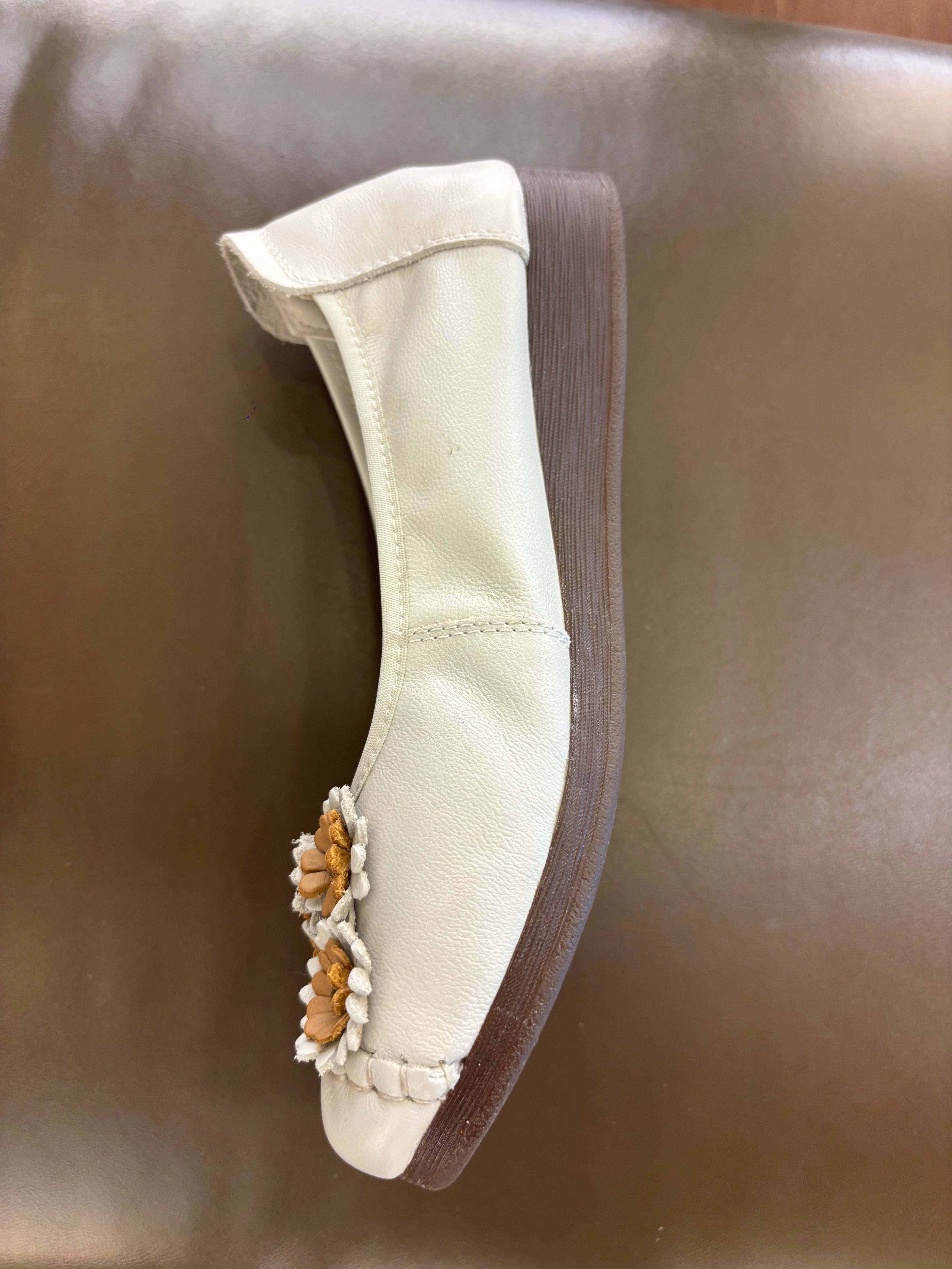 Flora 2.0 Premium Leather Cushioned Ballerinas