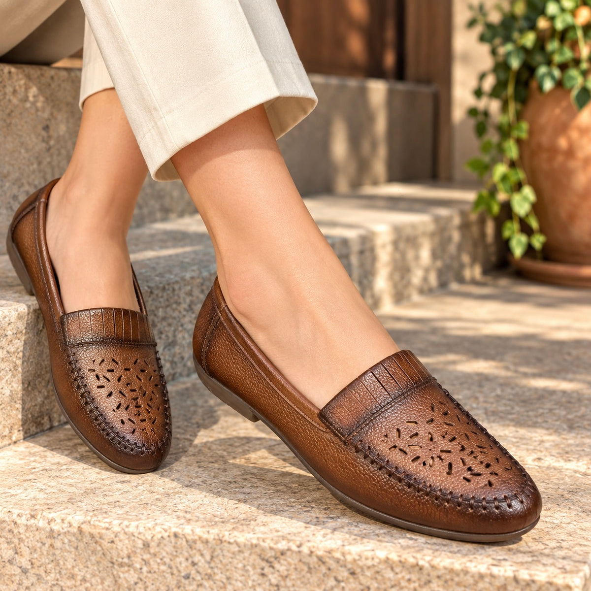 Cirelle Leather Classic Perforated Ballerinas