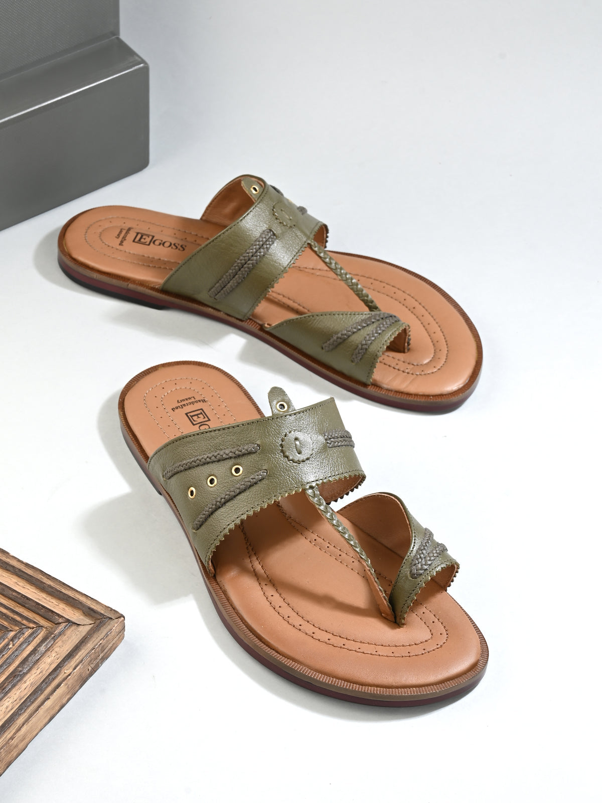 Royce Leather Kohlapuri Chappals