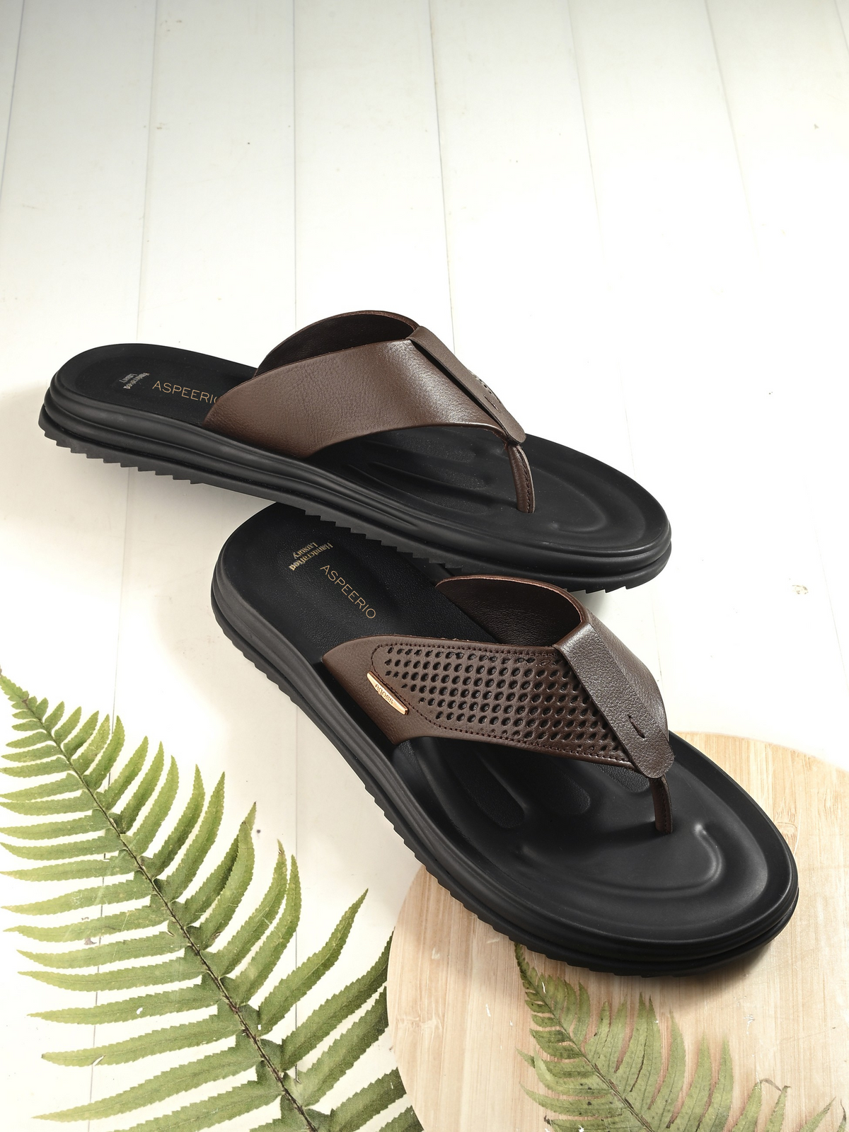 Peekán Comfort Leather Slippers - The Heels India