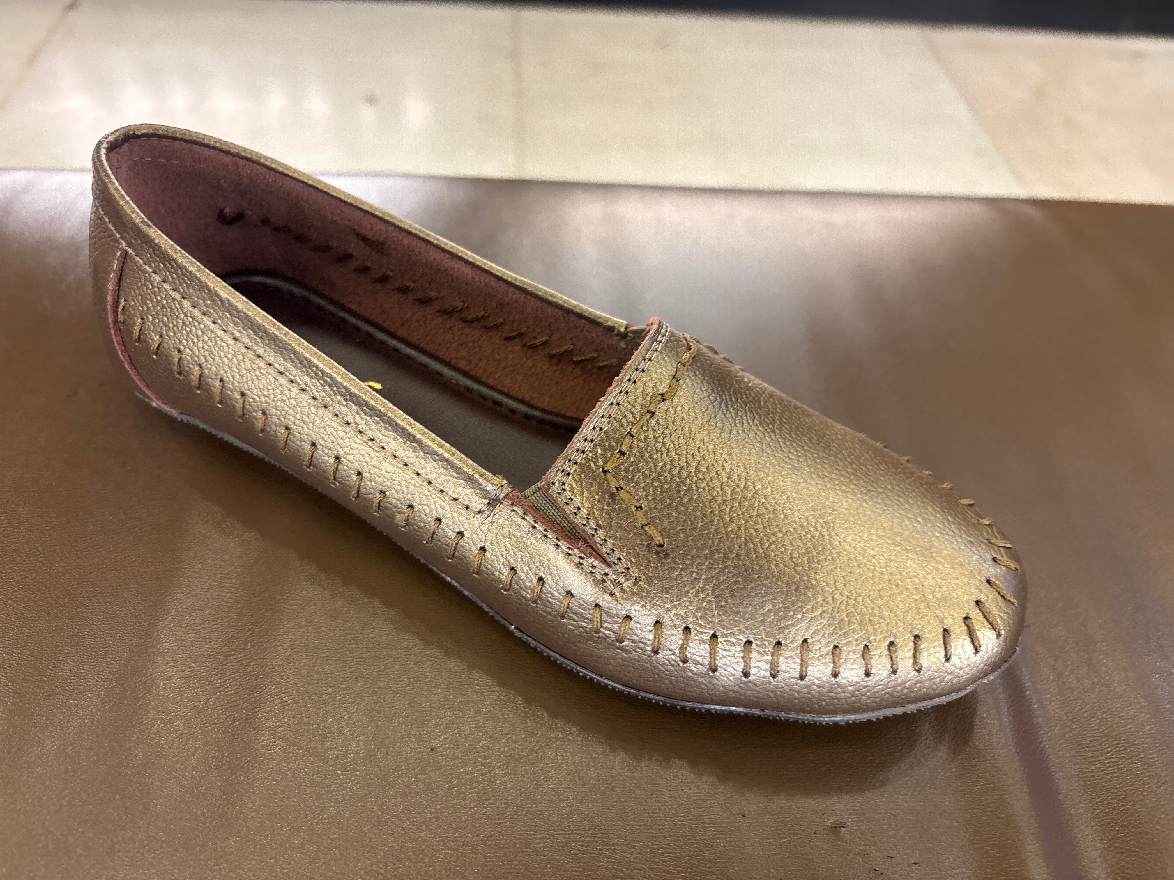 Lizzy Leather Classic Ballerinas - The Heels India