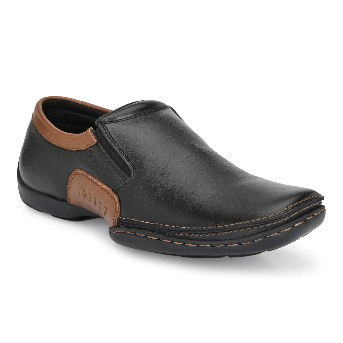 Warren Leather Broad Fit Casual Loafers