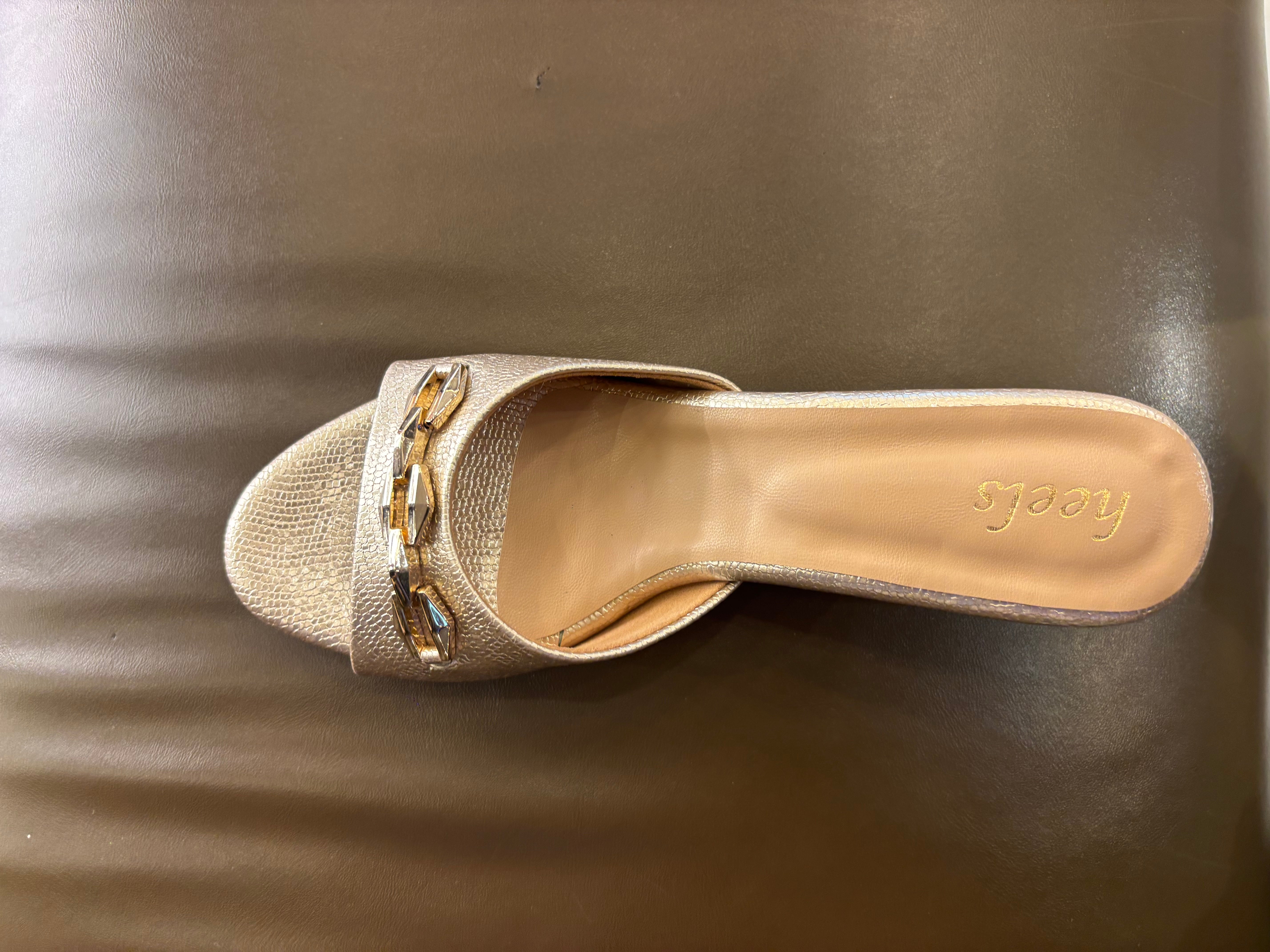 Kim Premium Peep Toe Slip On Kitten Heels