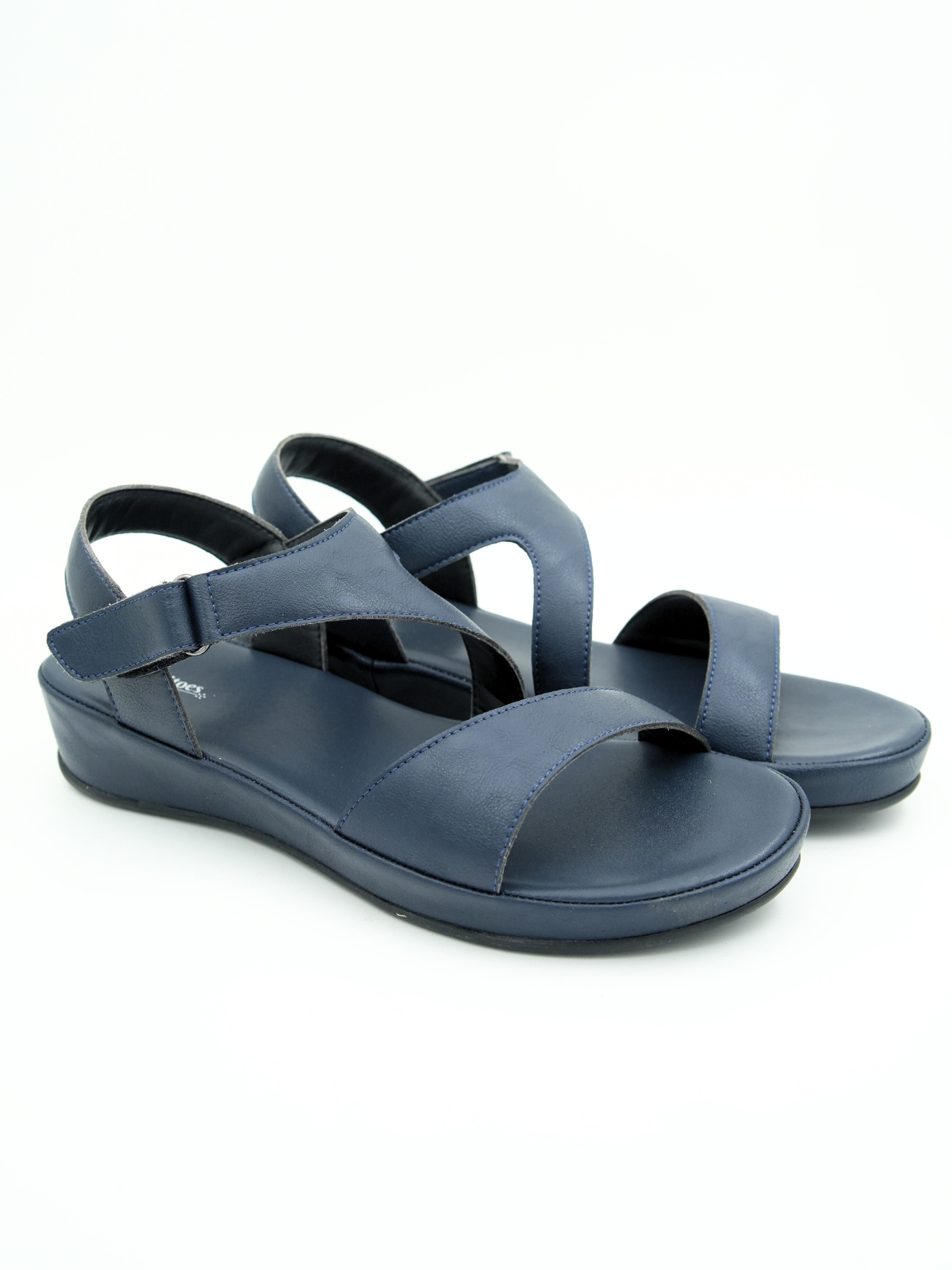 Beckett Cushioned Strap Sandals