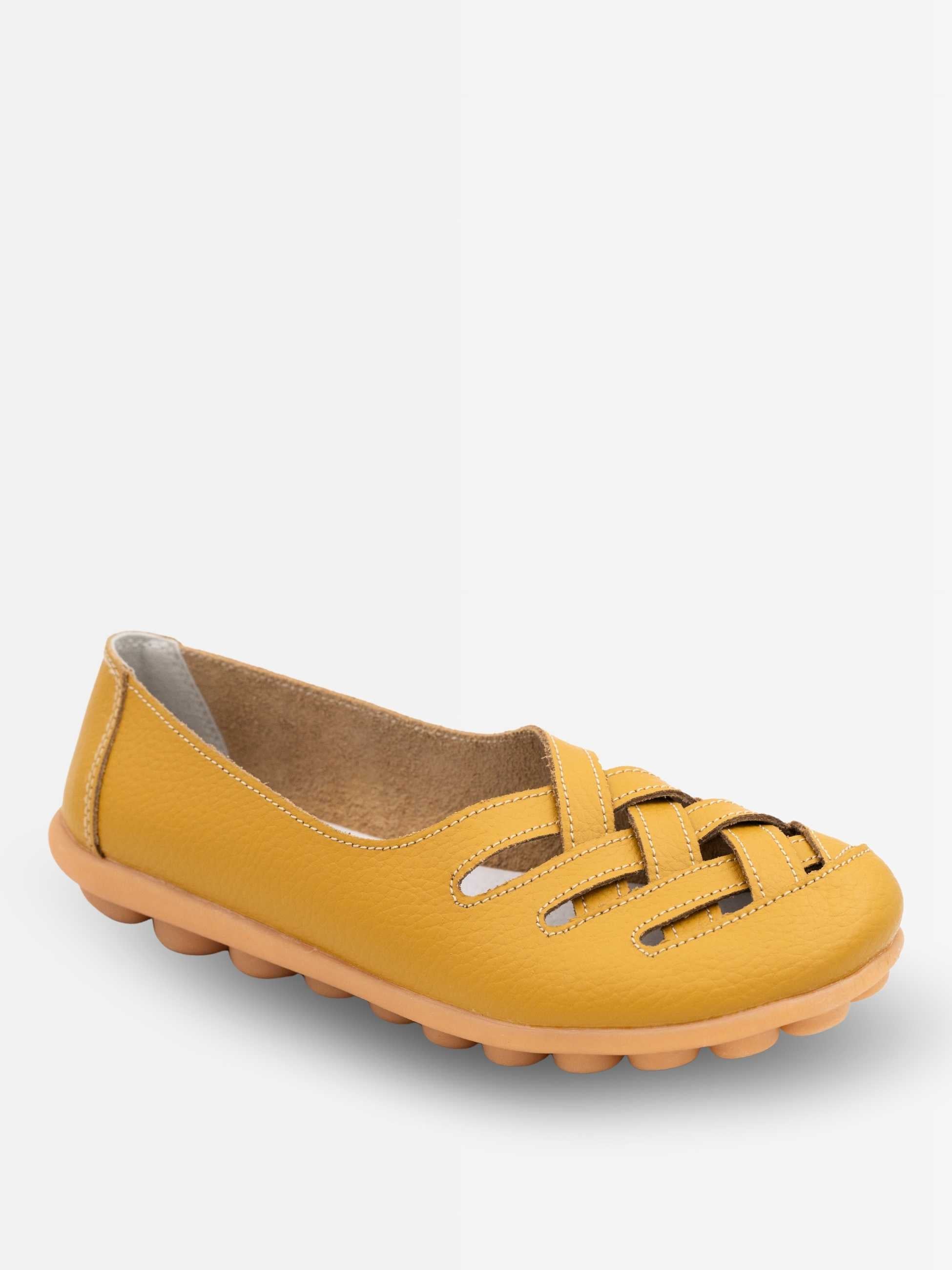 Zuri Criss Cross Leather Loafers - The Heels India