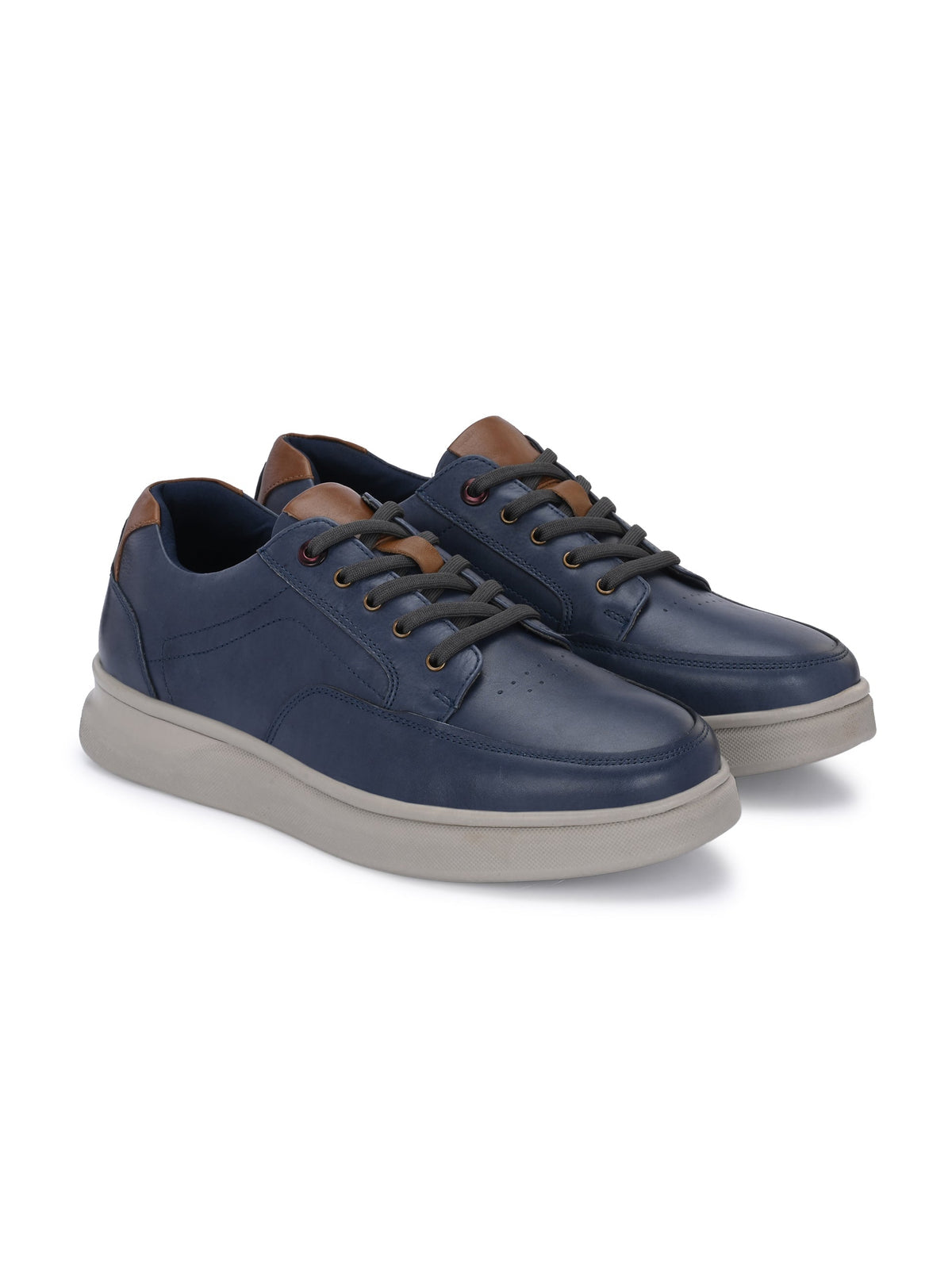 Zero Gravity 2.0 Mateo Leather Lace-up Sneakers - The Heels India