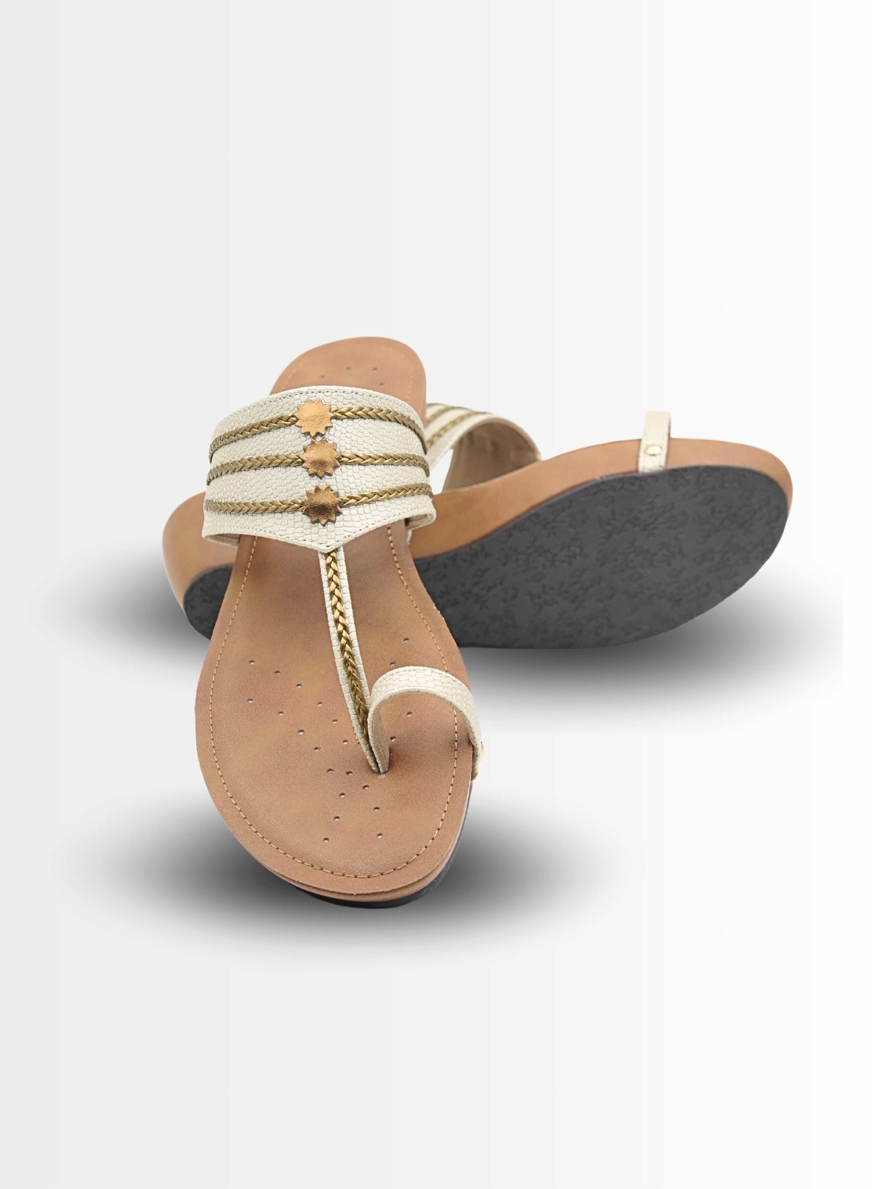 Lilith Cushion Kohlapuris