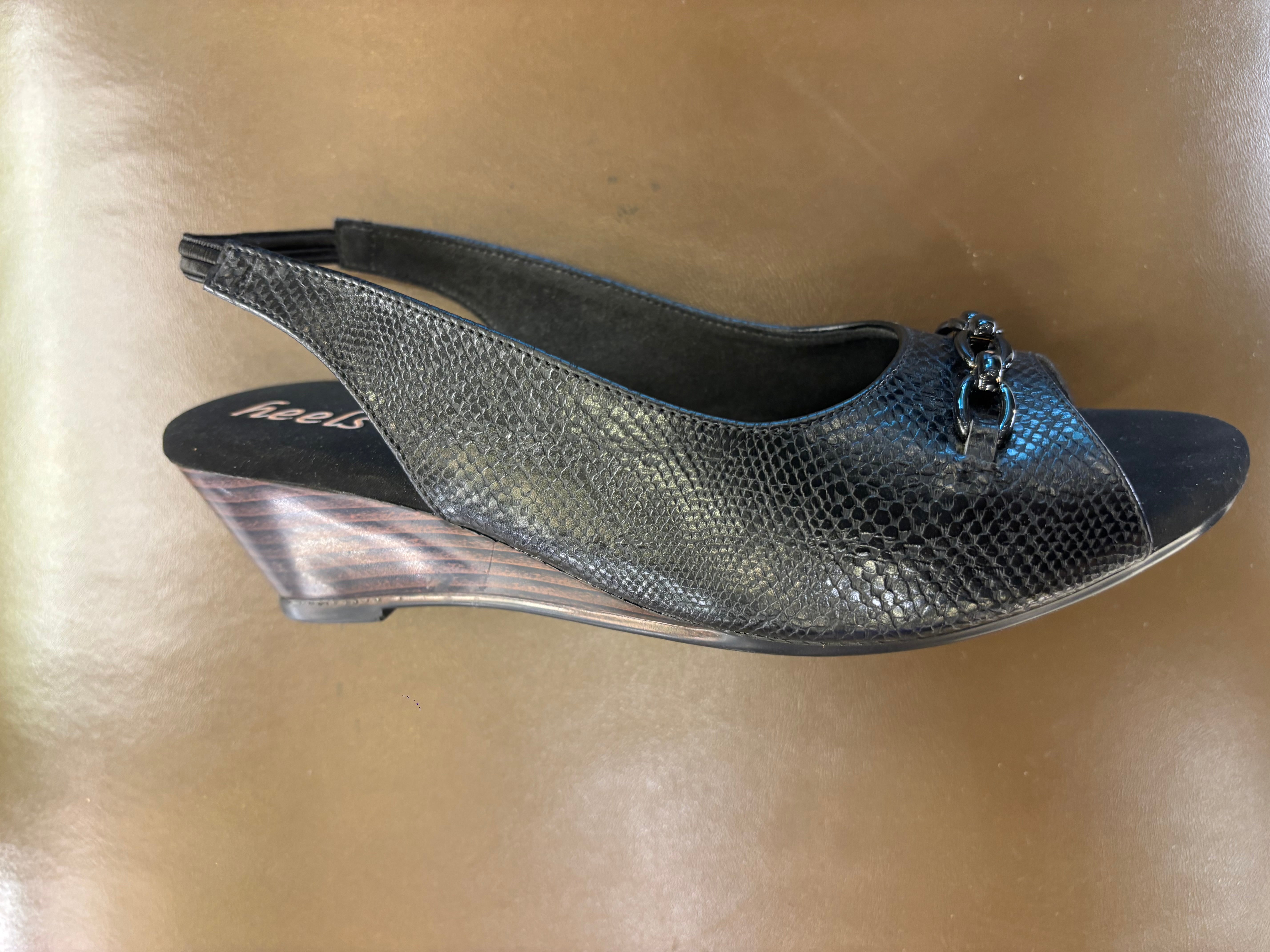 Serena Wedge Back Elastic Peep Toe Sandal