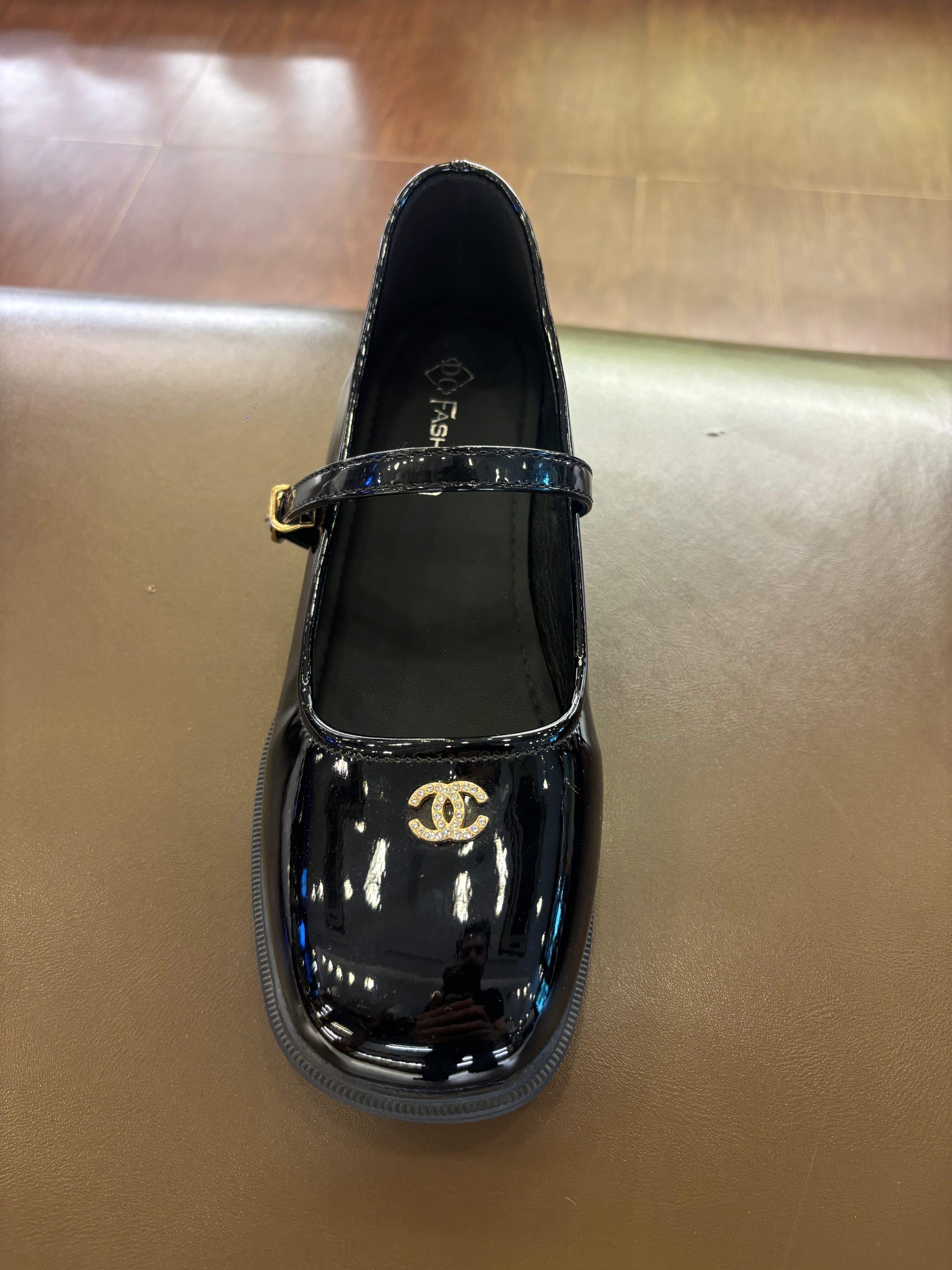 Shuzu Premium Patent Mary Jane Block Heels