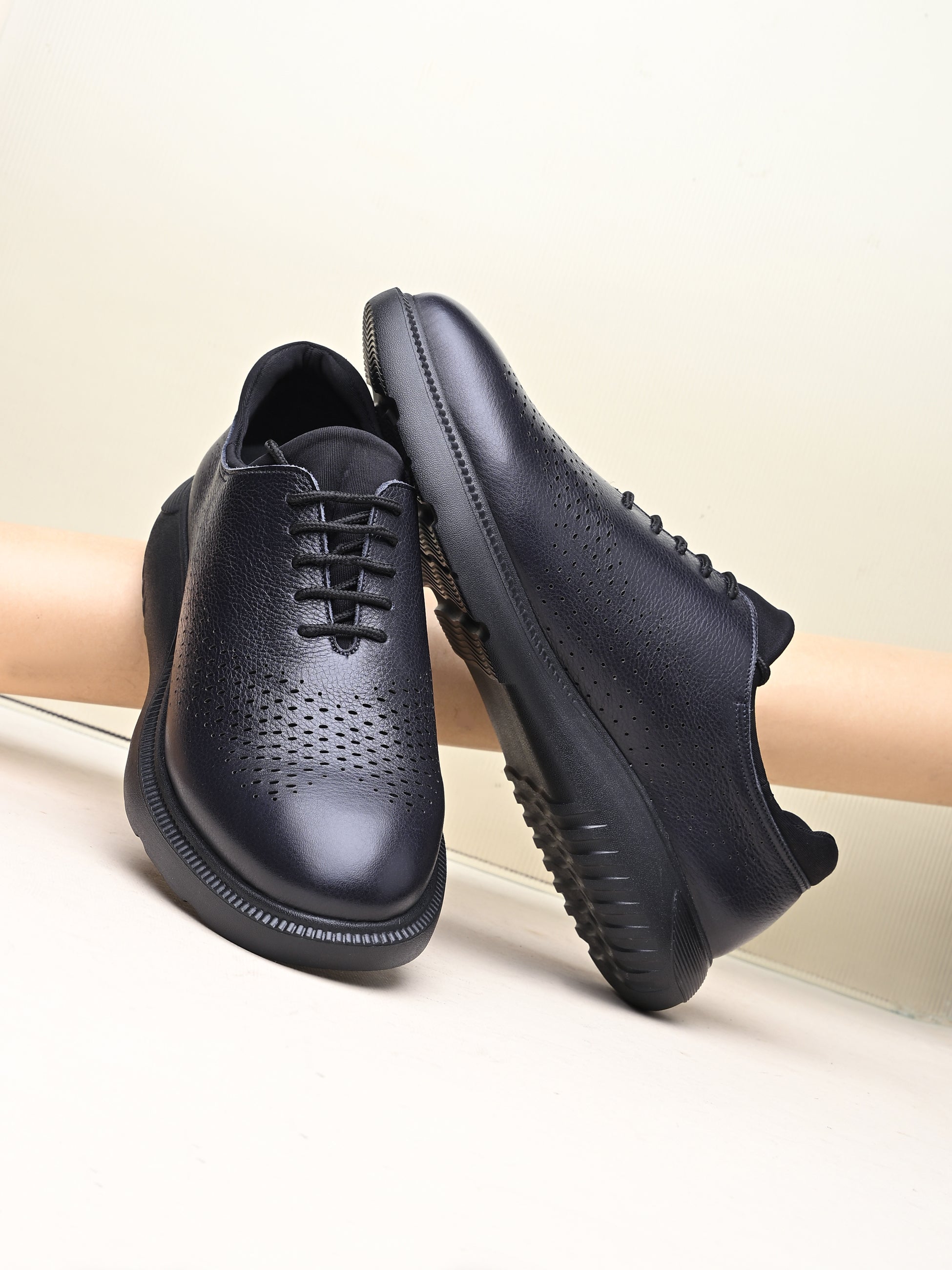 Romero Cloud Leather Sneakers - The Heels India