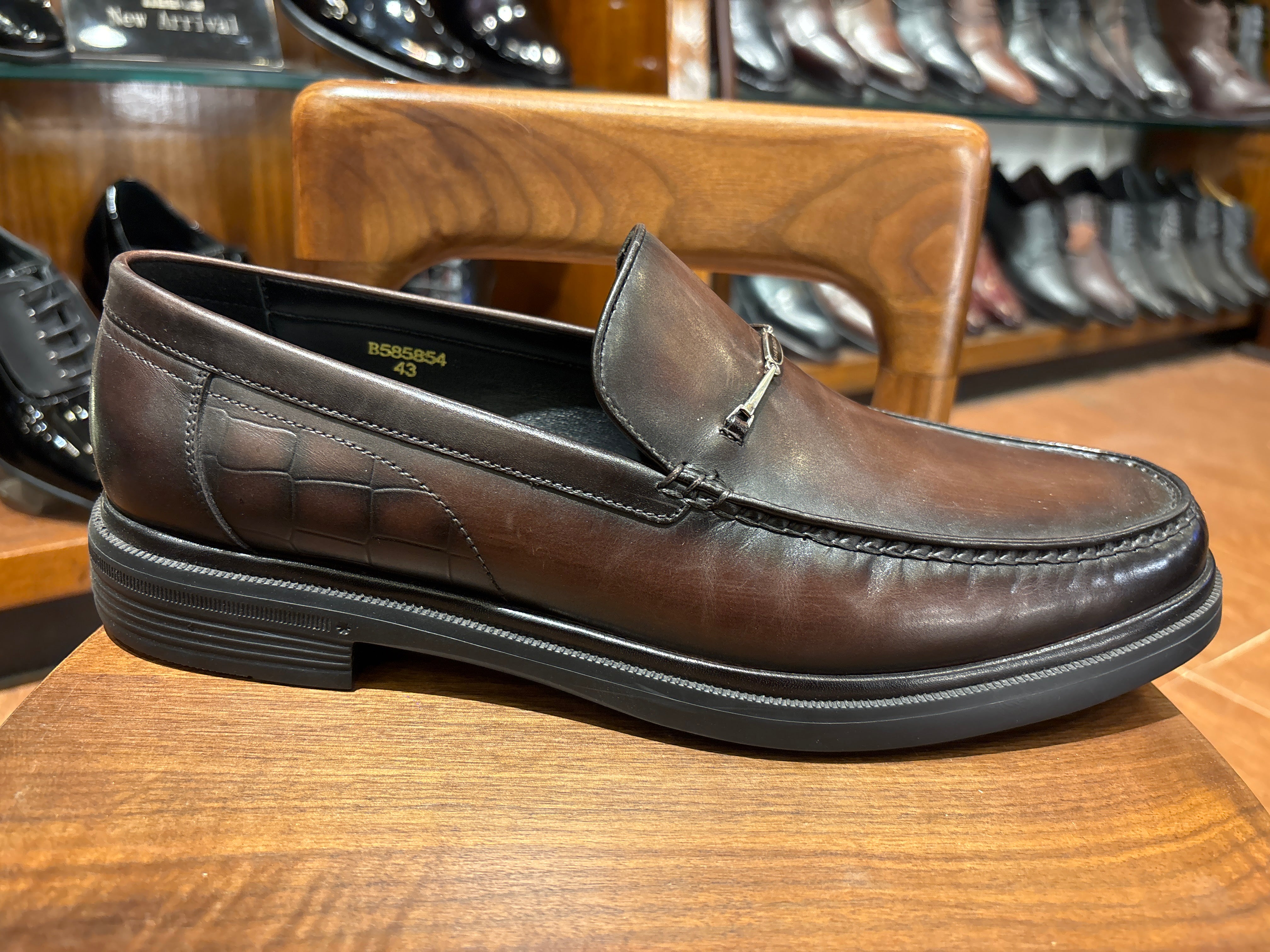 Lionel Luxury Premium Leather Loafers - The Heels India