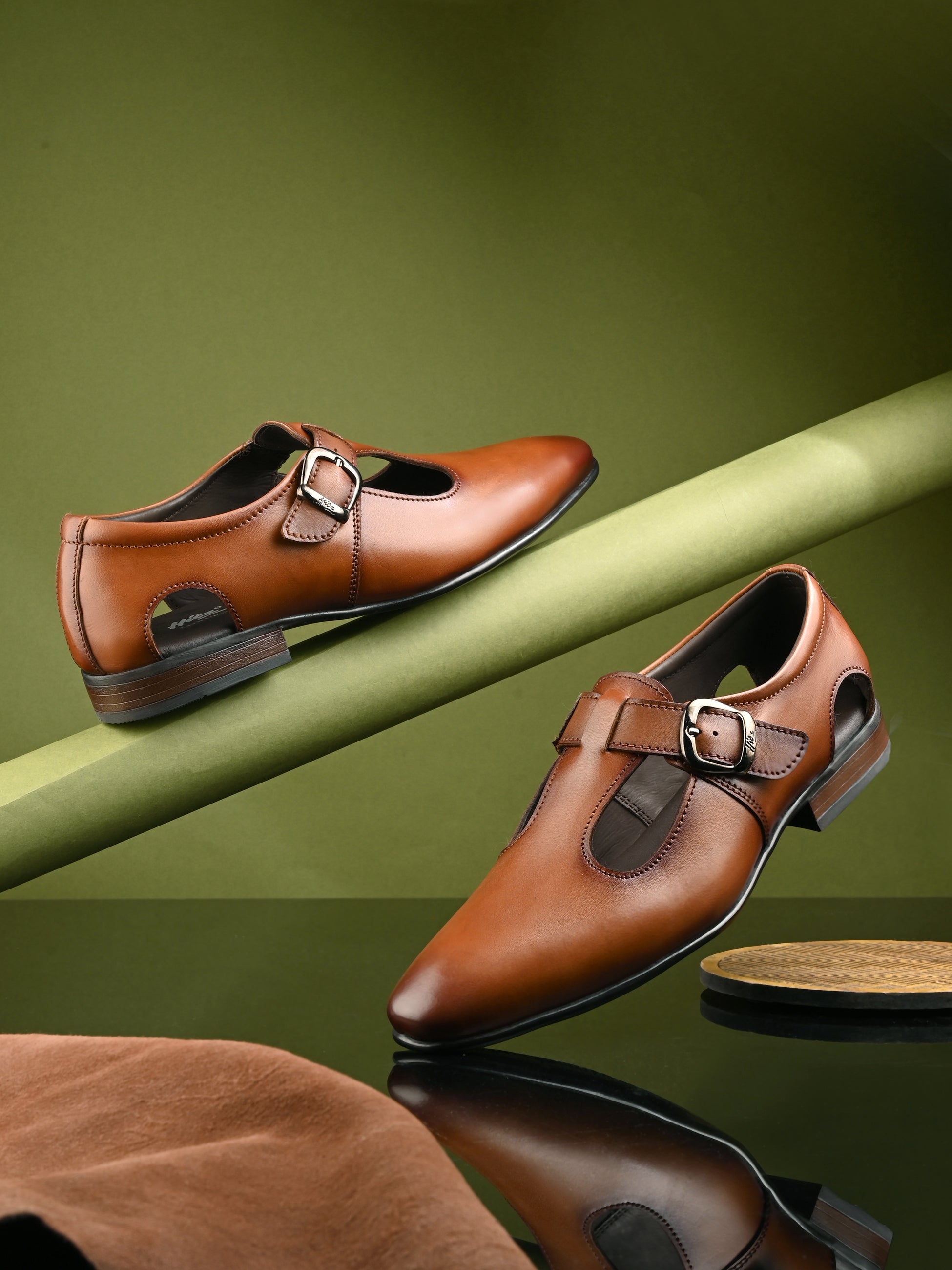 Jaipur Leather Roman Sandals