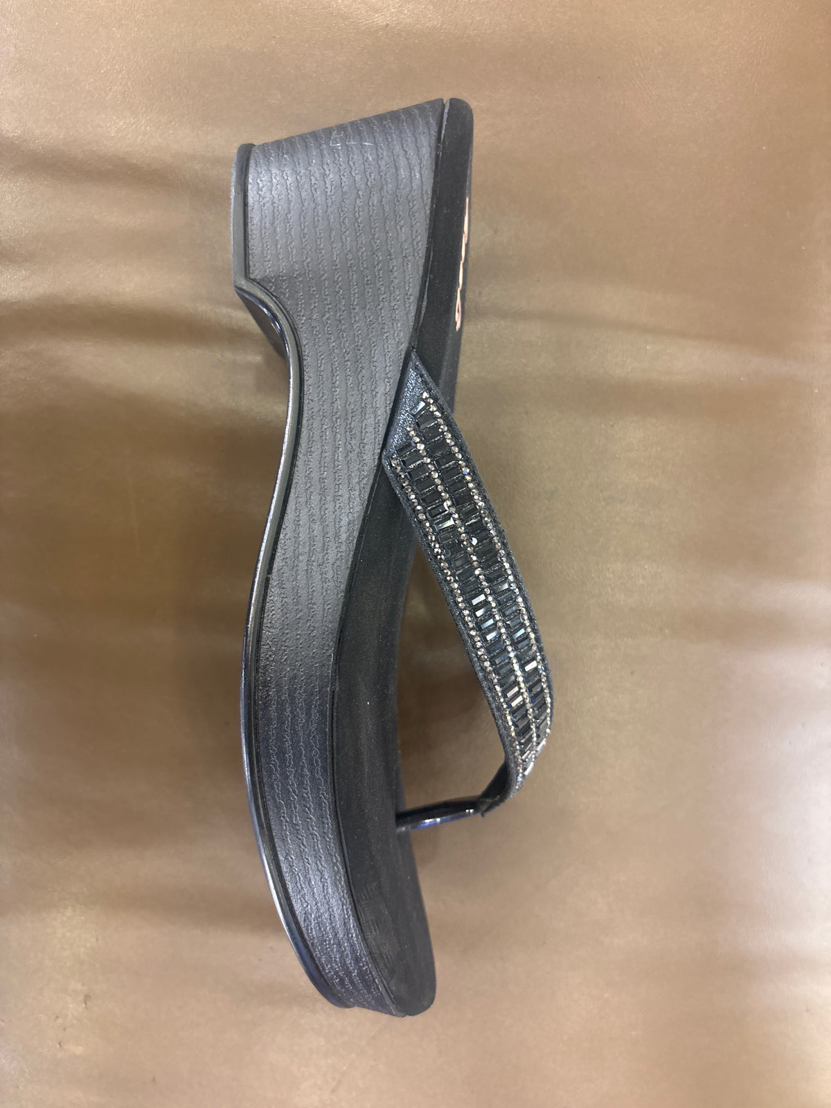 Seapha V Strap Wedge Heels - The Heels India