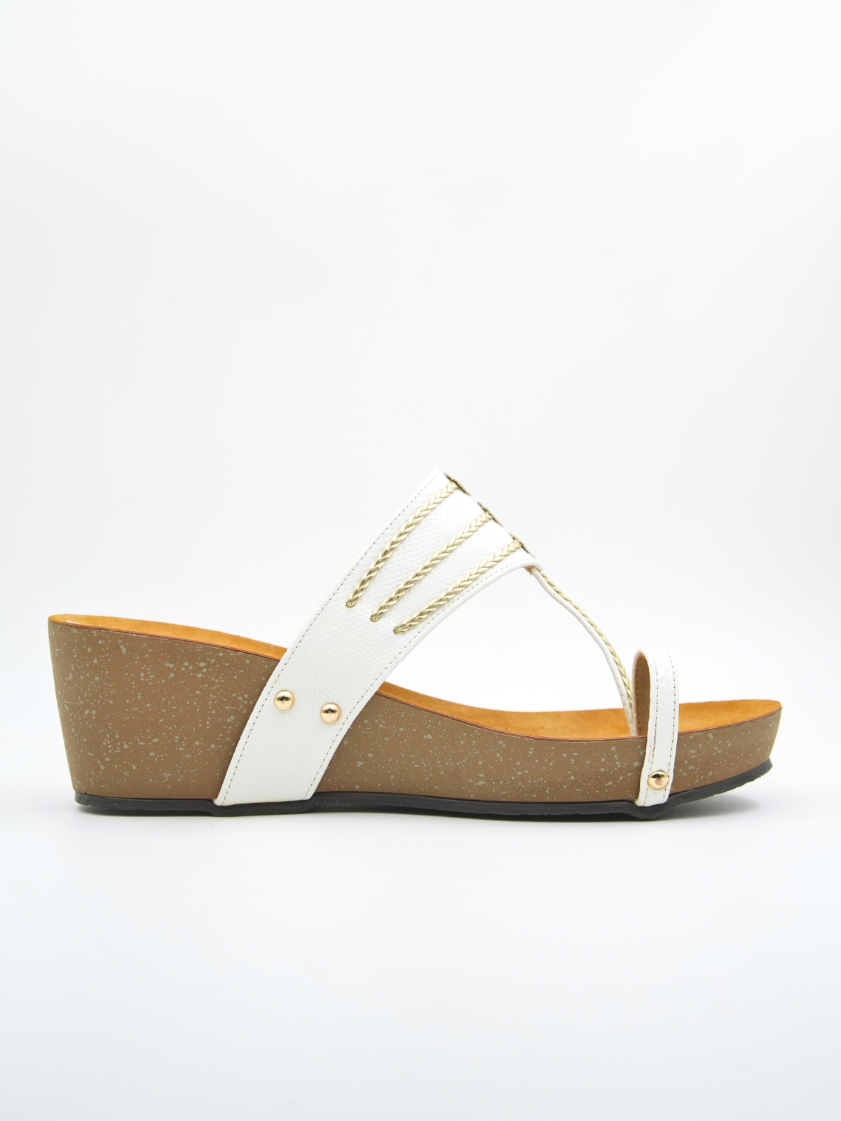 Zehra Wedge Heel Kohlapuris