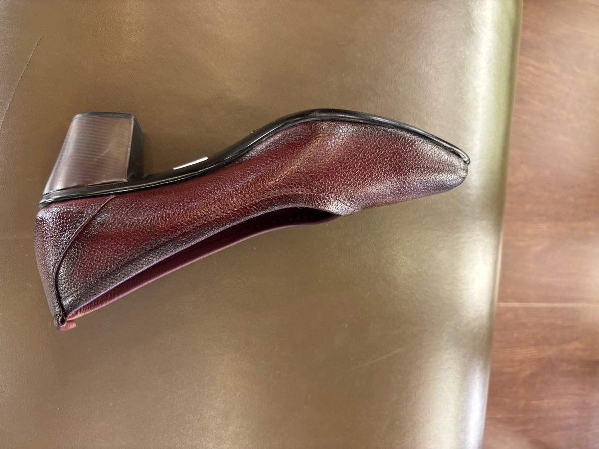 Olivia Leather Classic Block Heel Pumps