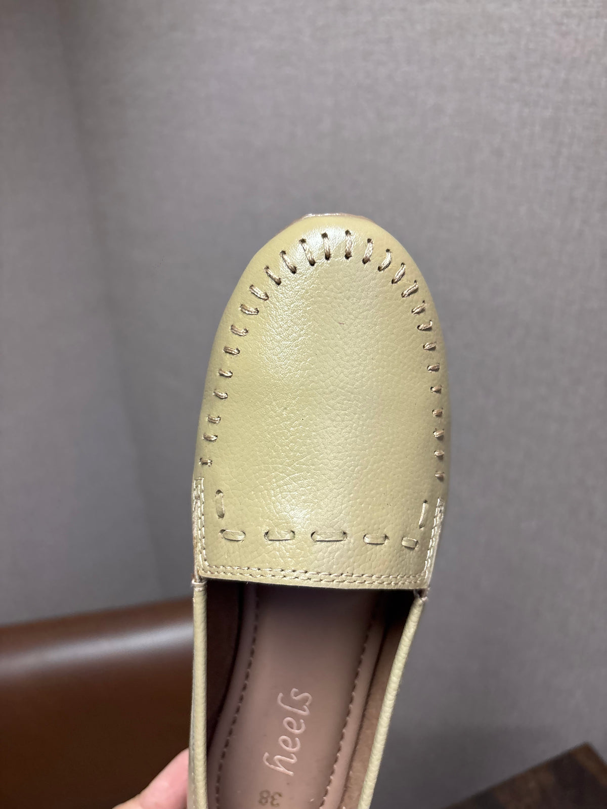 Lizzy 3.0 Leather Classic Ballerinas in Beige - The Heels India