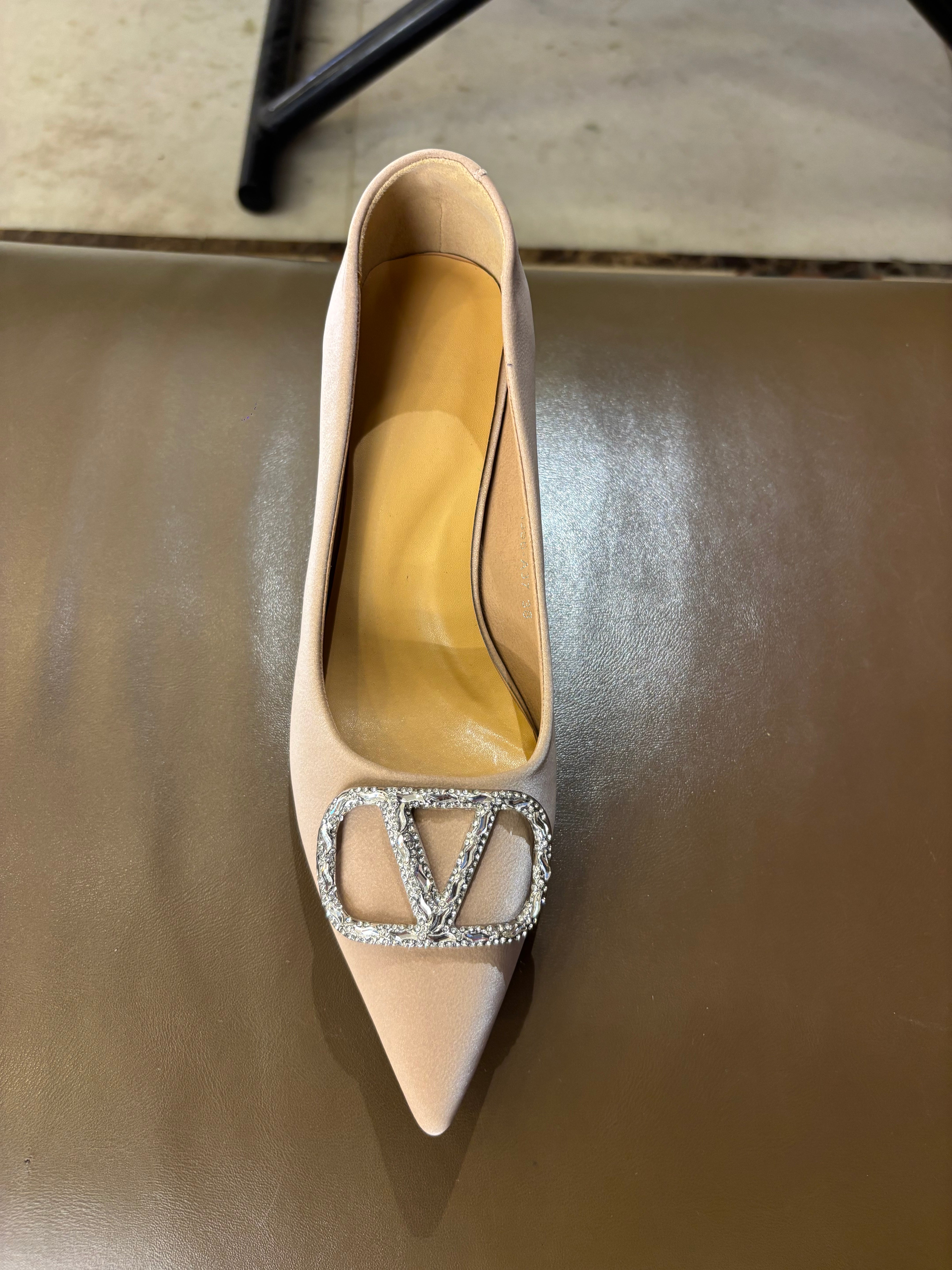 Hellen Premium Pointed Kitten Heel Stilettos