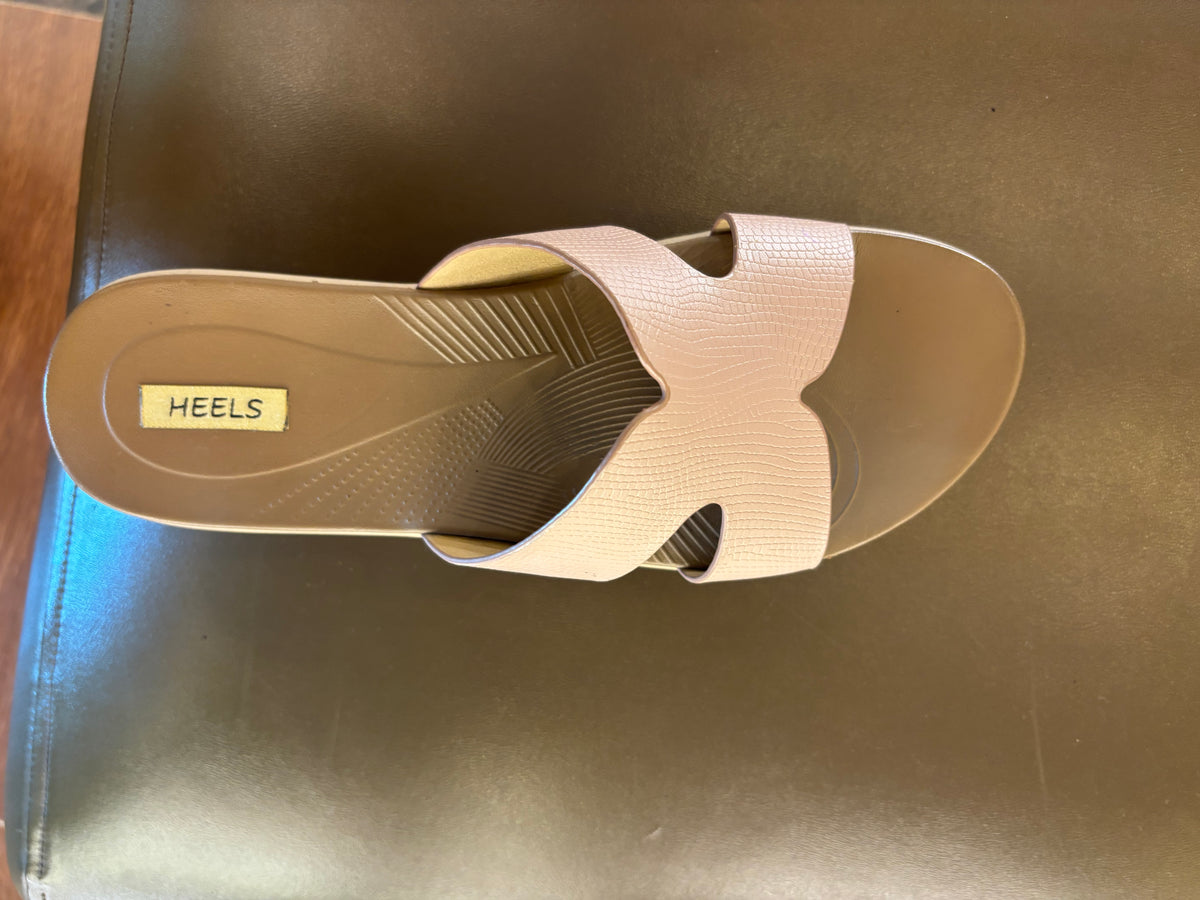 Bella Cushioned Everyday Slippers