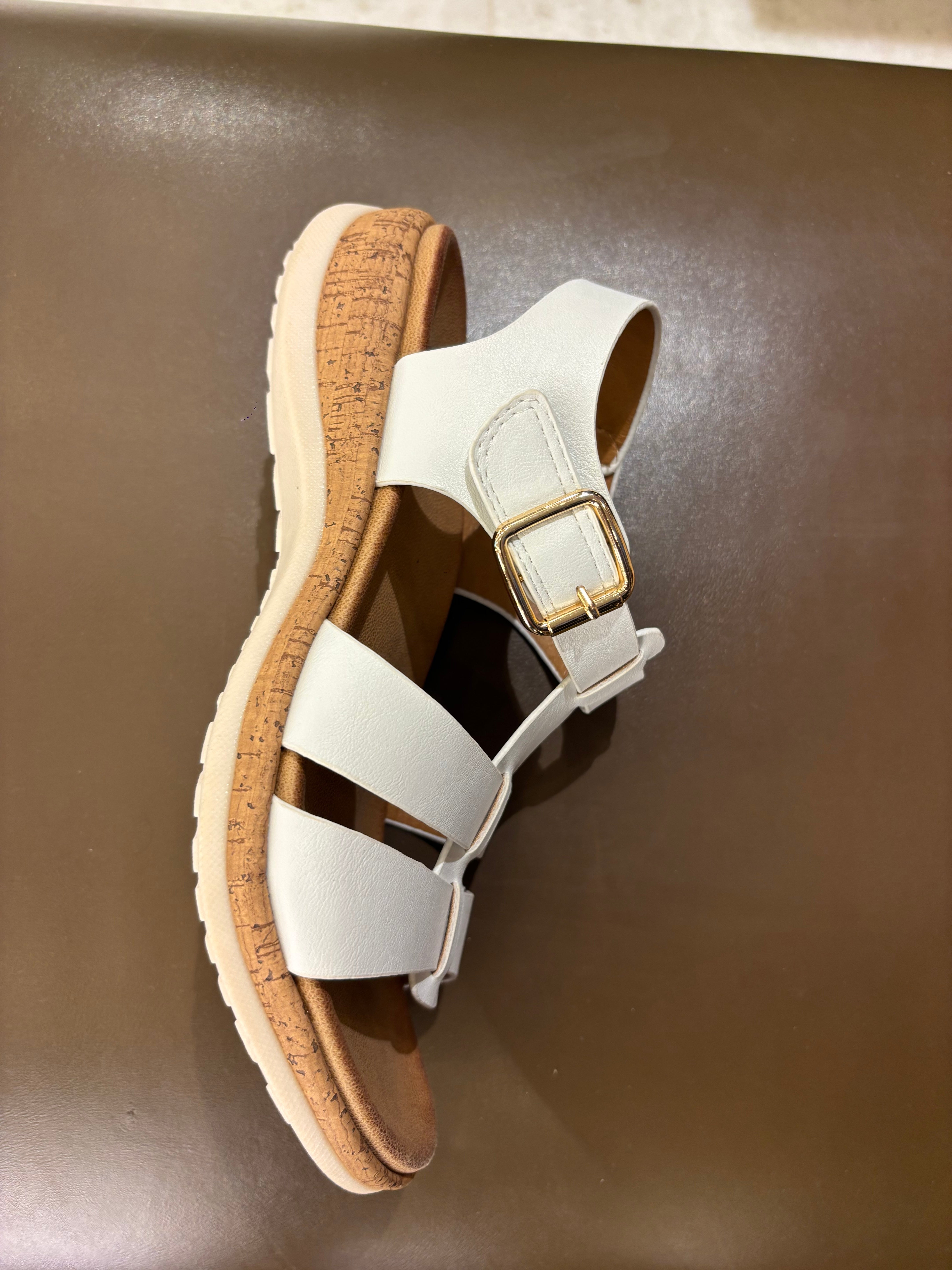 Velora Comfort Sandals – Cushioned T-Strap Daily Wear