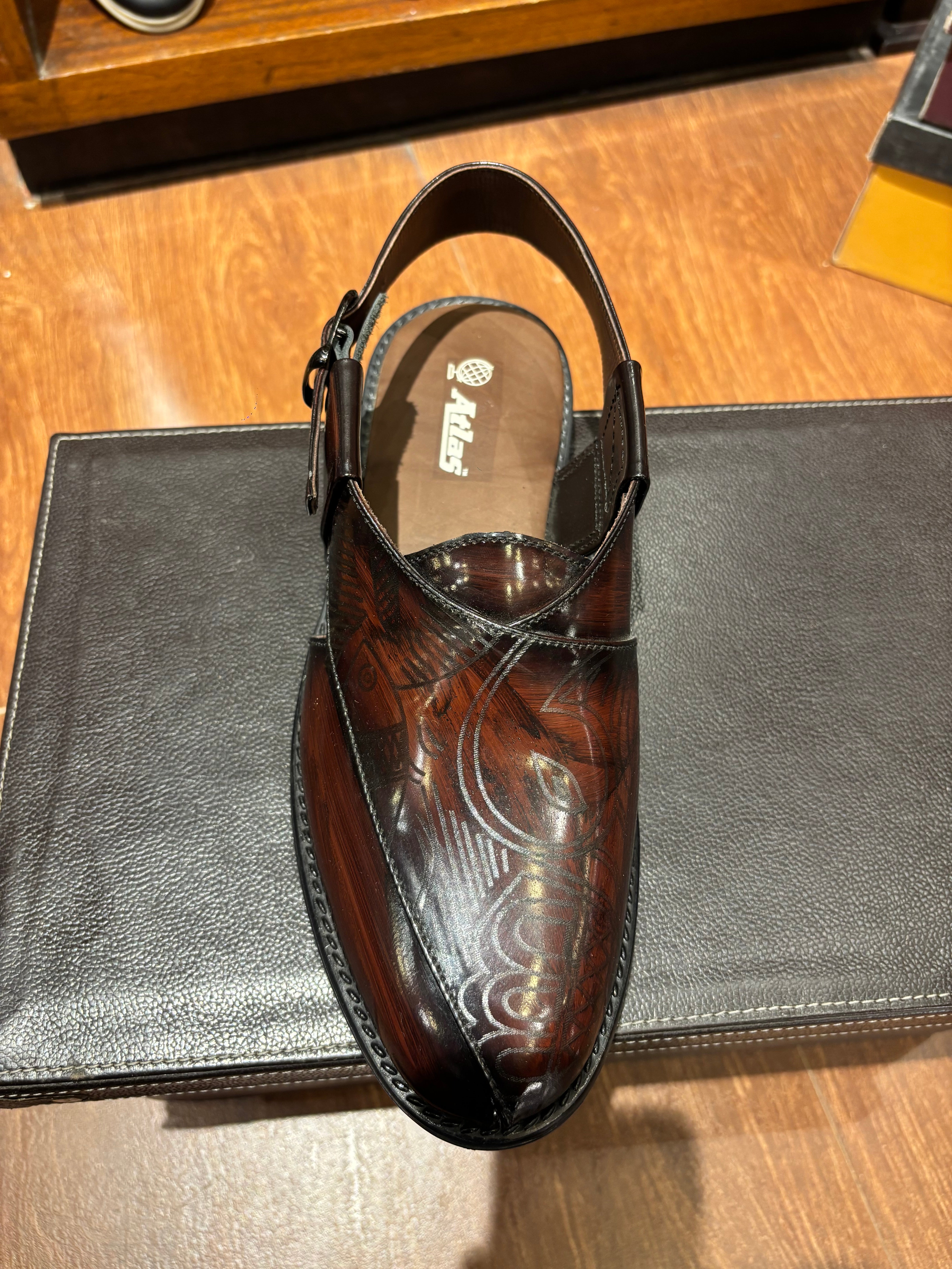 Neto Handmade Leather Peshawari Sandals