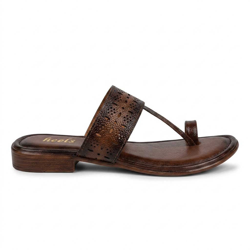 Doris Leather Thumb Kohlapuri Slippers