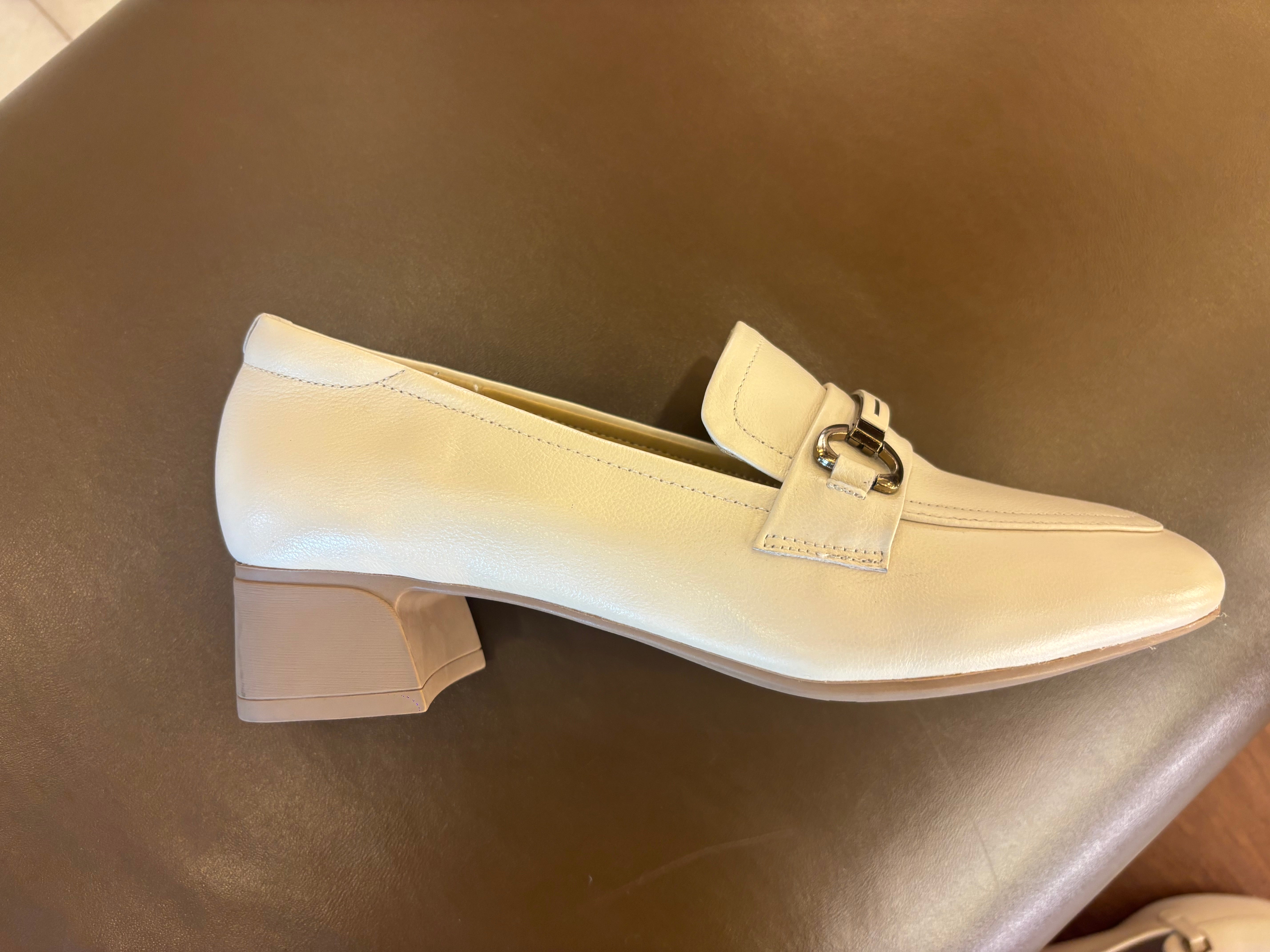 Melissa Premium Leather Block Heel Loafers