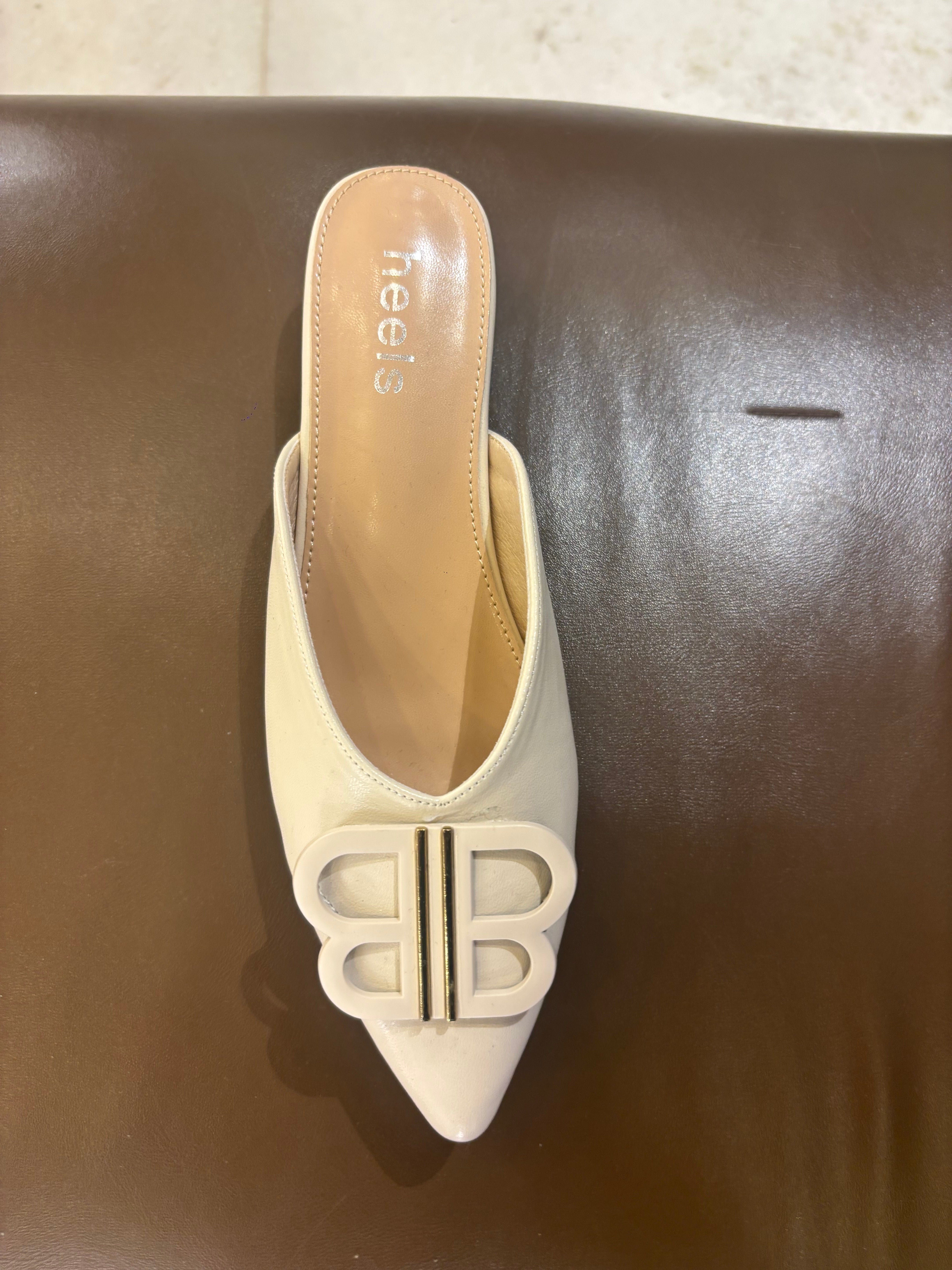 Linda Mid Heel Cushioned Back Open Pointed Mules