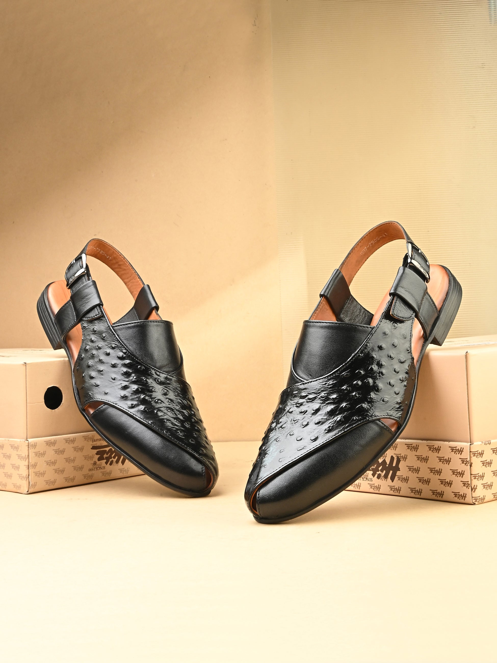 Zafran Ethnic Leather Peshawari Sandals