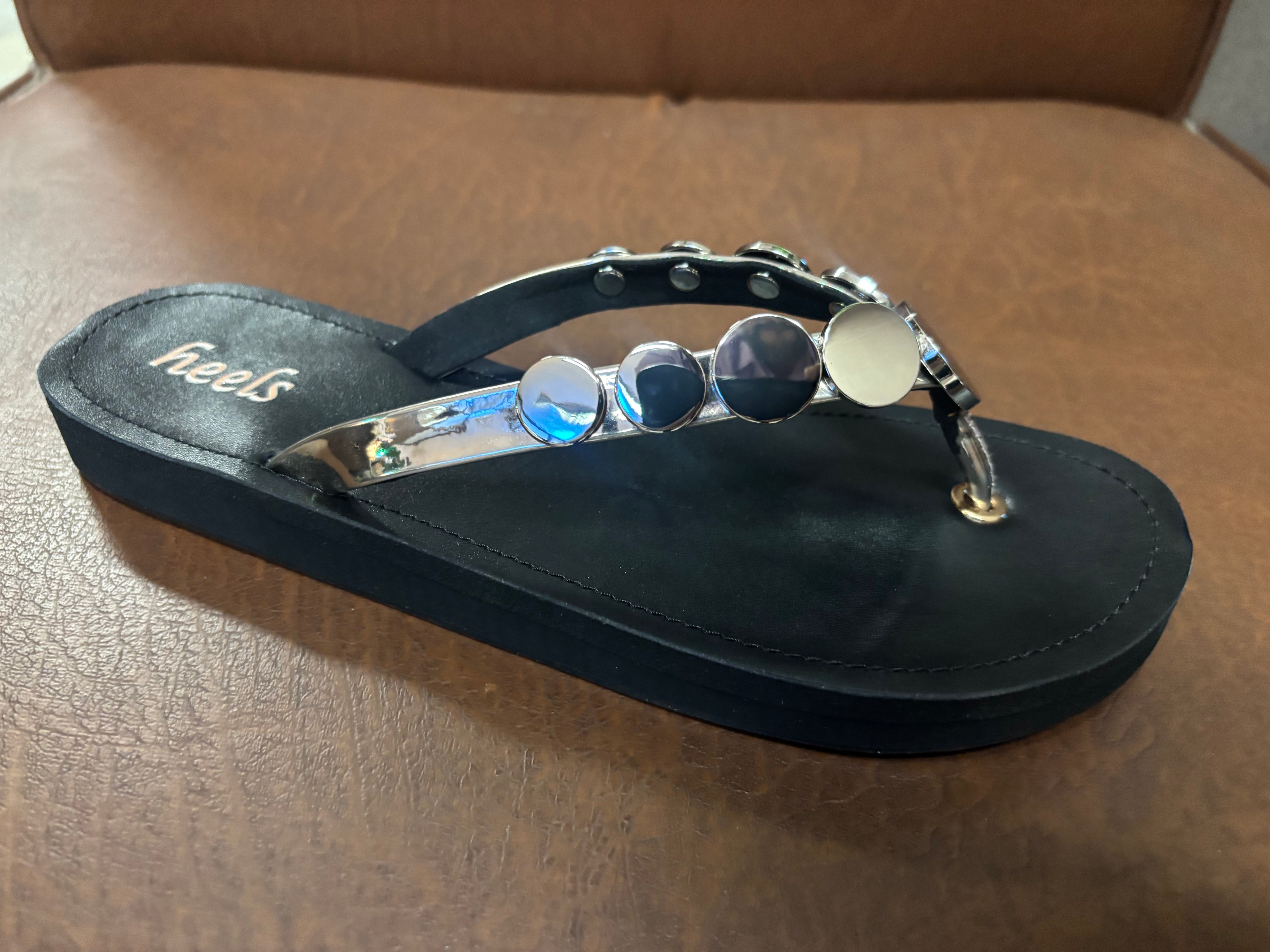 Nicolette Cushioned Coin V Strap Slippers - The Heels India