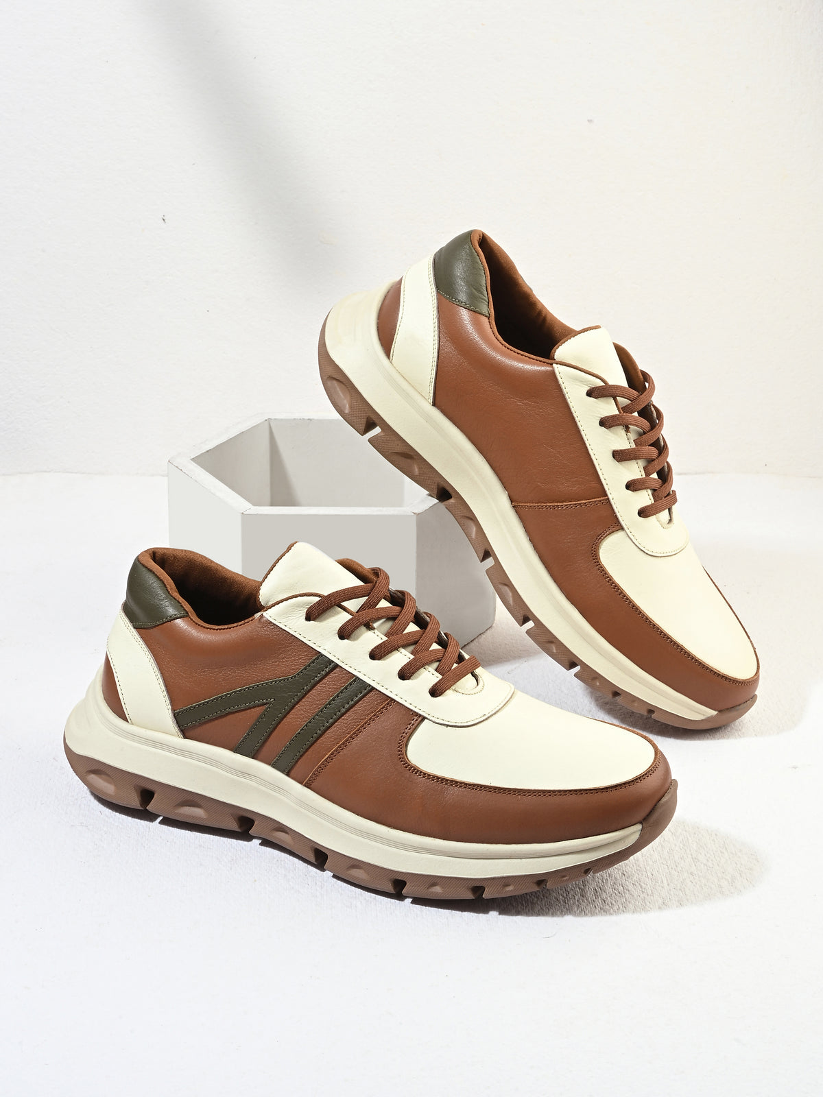 DRIFT Premium Leather Lace-Up Sneakers