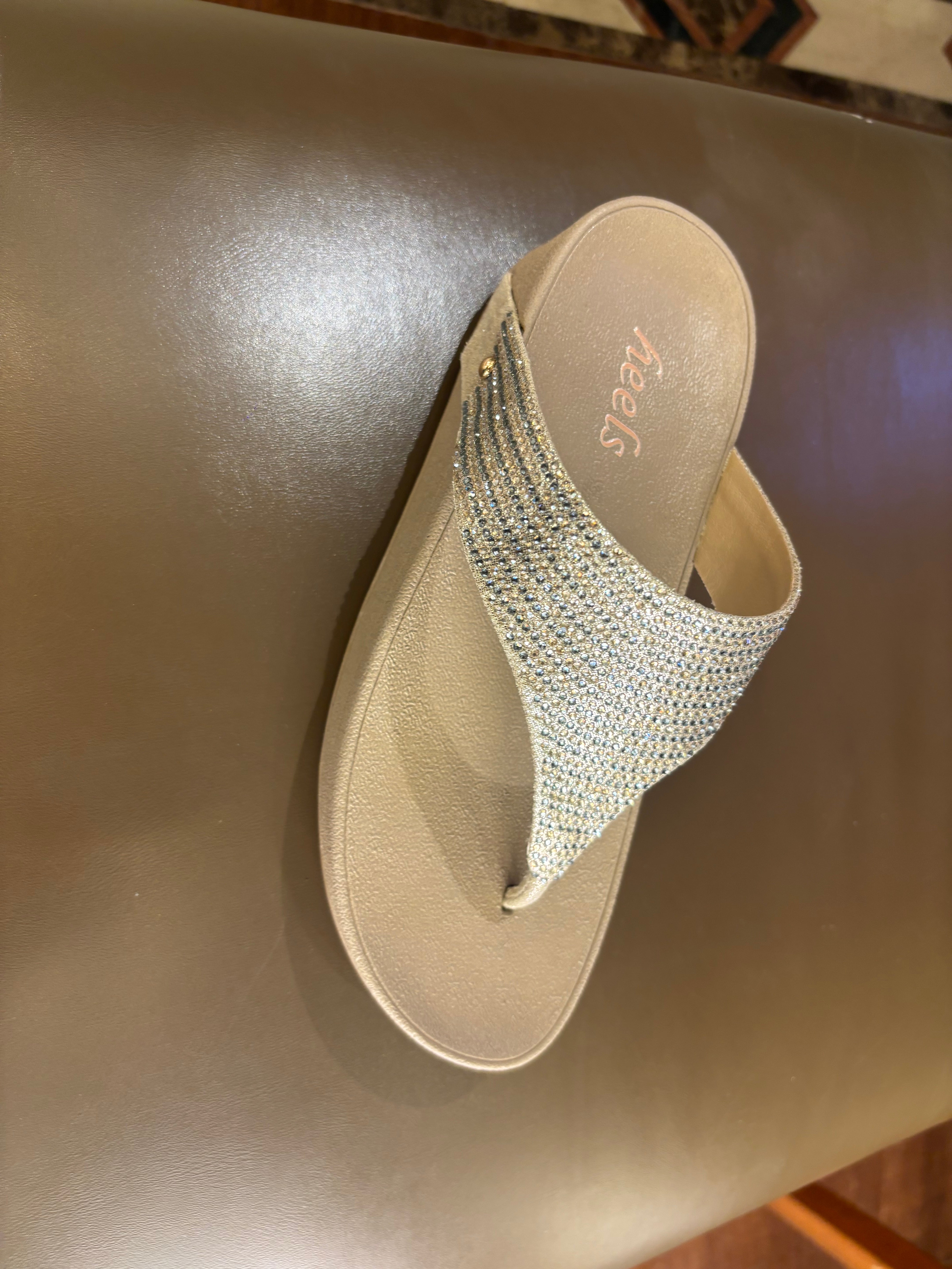 Gemma Bling Comfort Lite Flit Flop Slippers