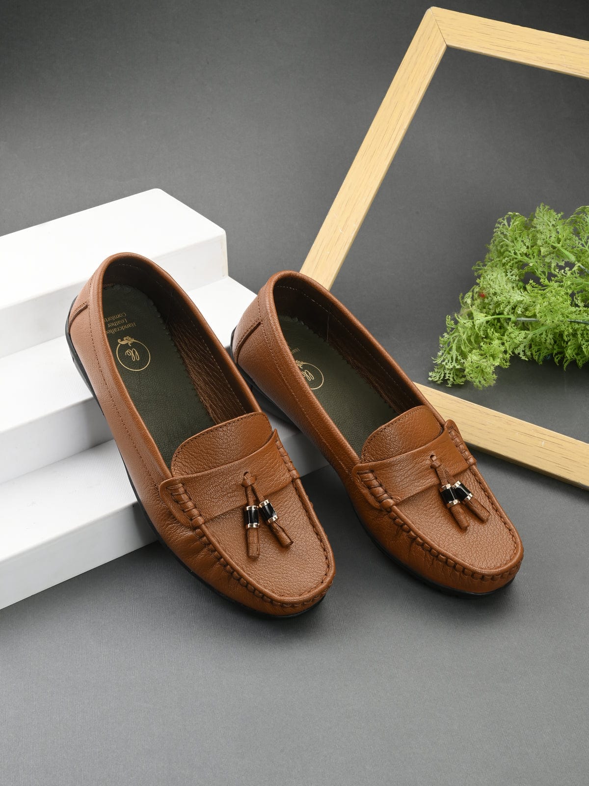 Sydney Tassel Leather Loafers - The Heels India