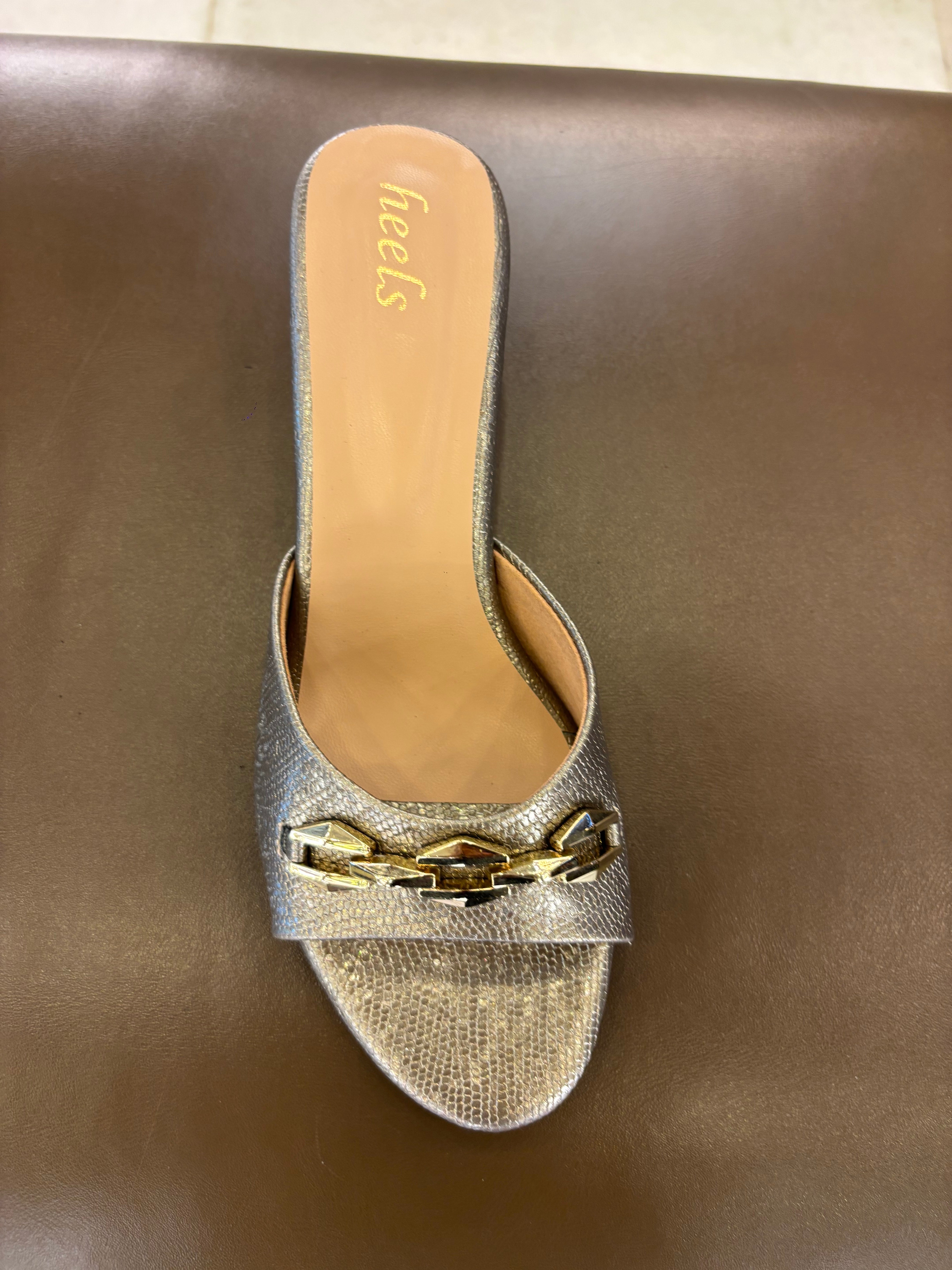 Kim Premium Peep Toe Slip On Kitten Heels
