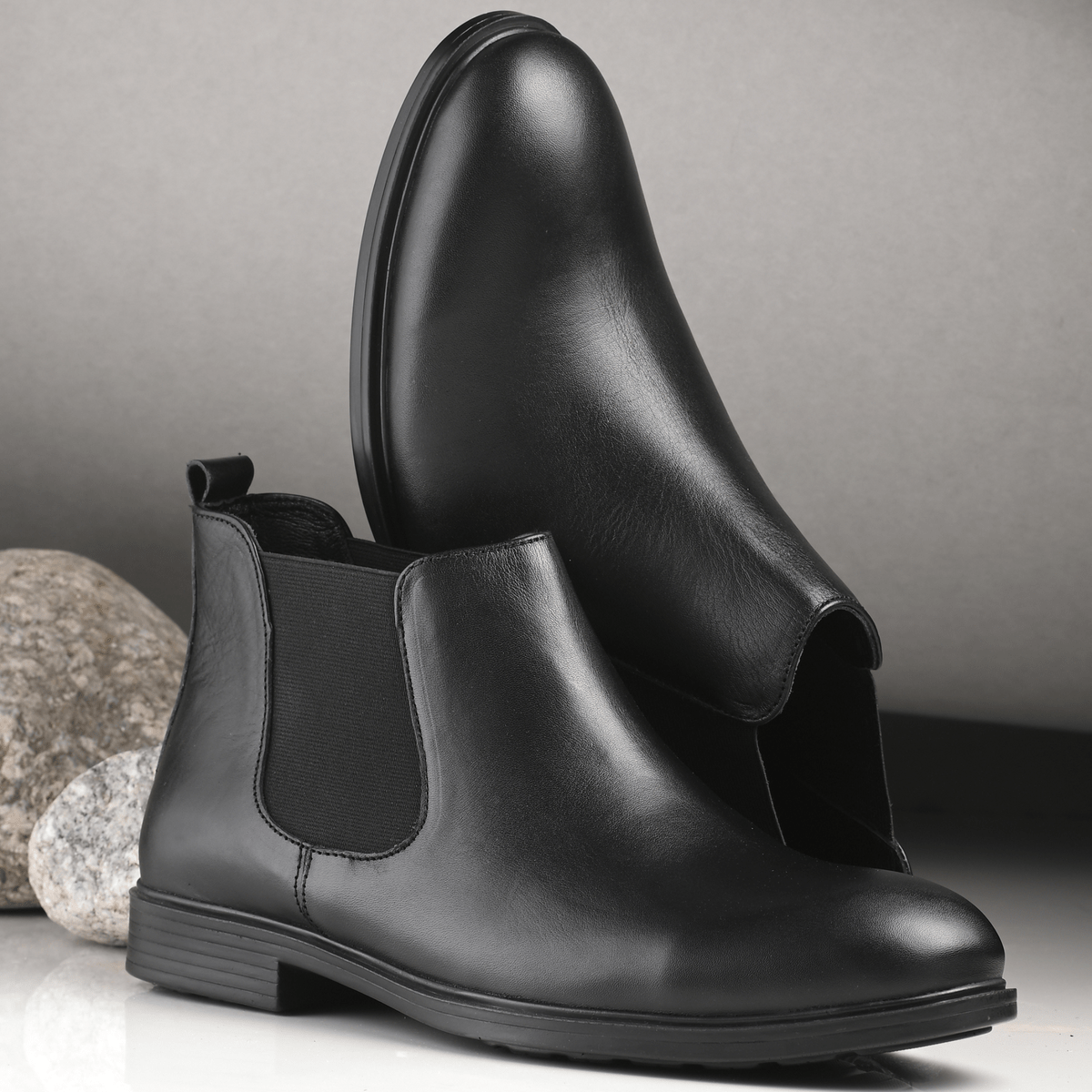 Chelsea Platinum Leather Boots