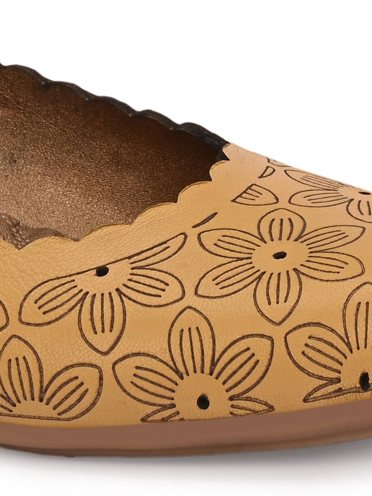 Giva Perforated Cushioned Leather Ballerinas