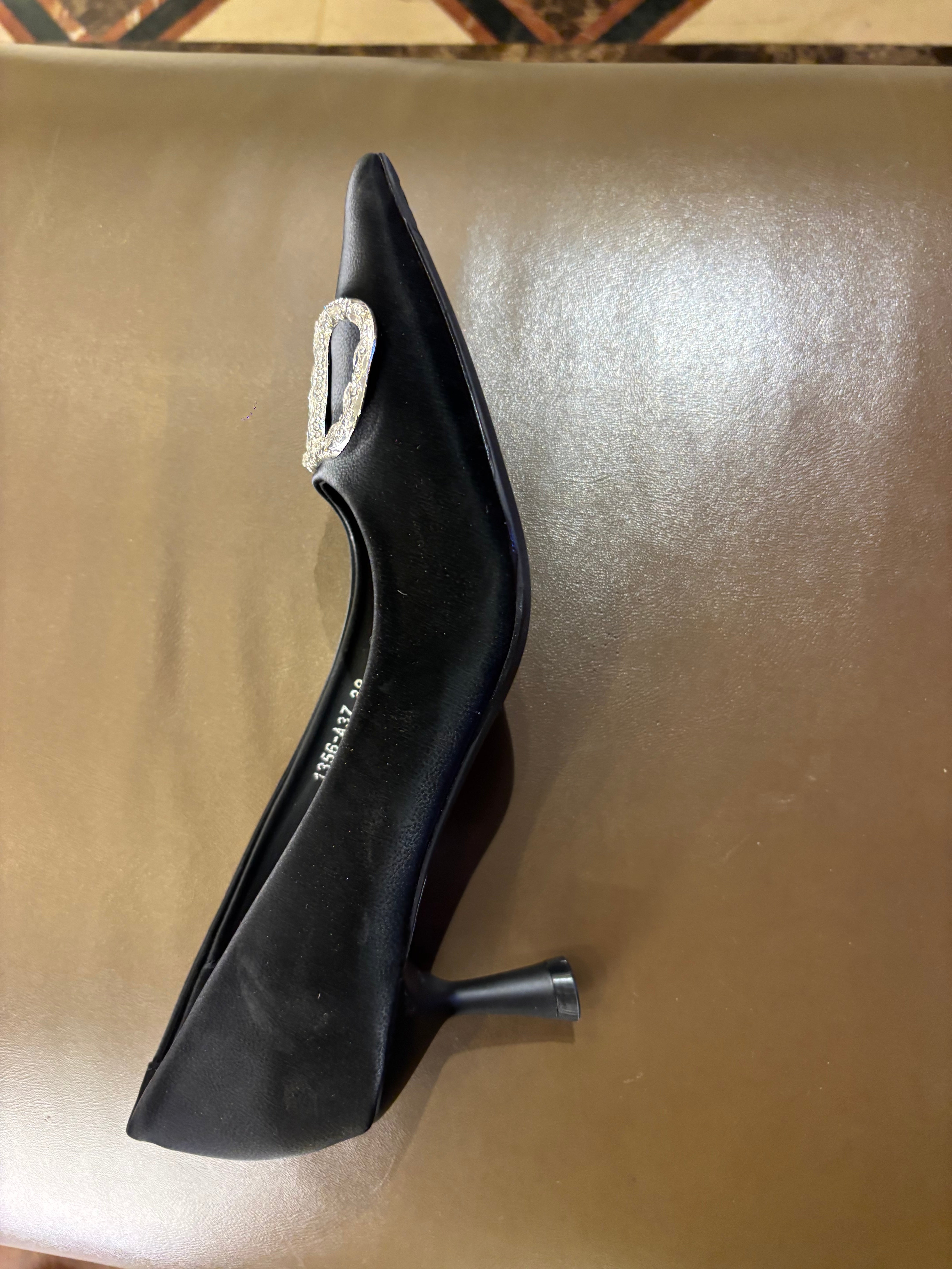 Hellen Premium Pointed Kitten Heel Stilettos