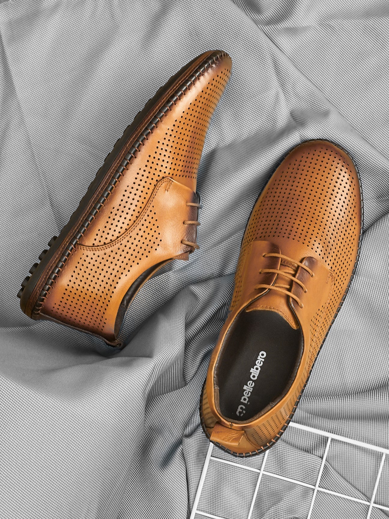 Anax Casual Perforated Leather Derby Shoes