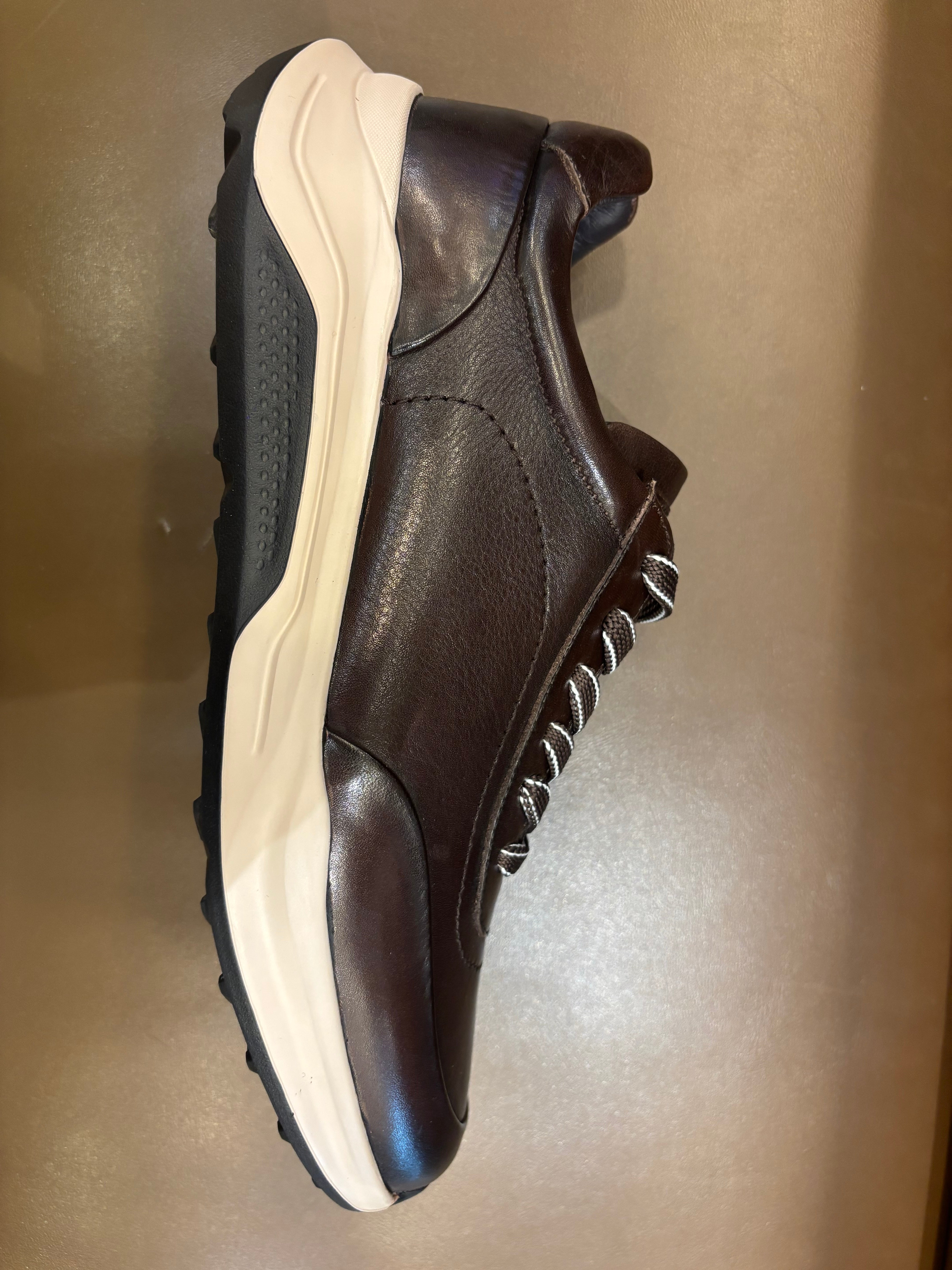 Kai Premium Leather Lace Up Sneakers