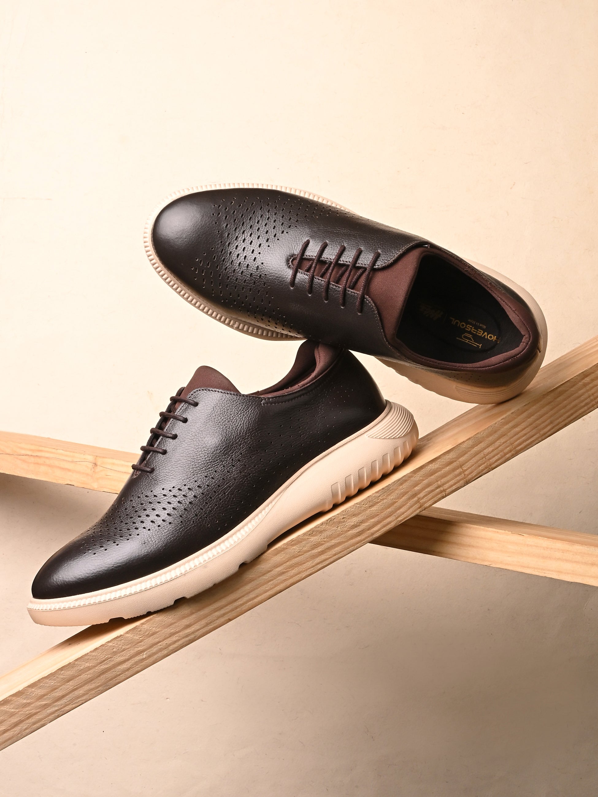 Romero Cloud Leather Sneakers - The Heels India