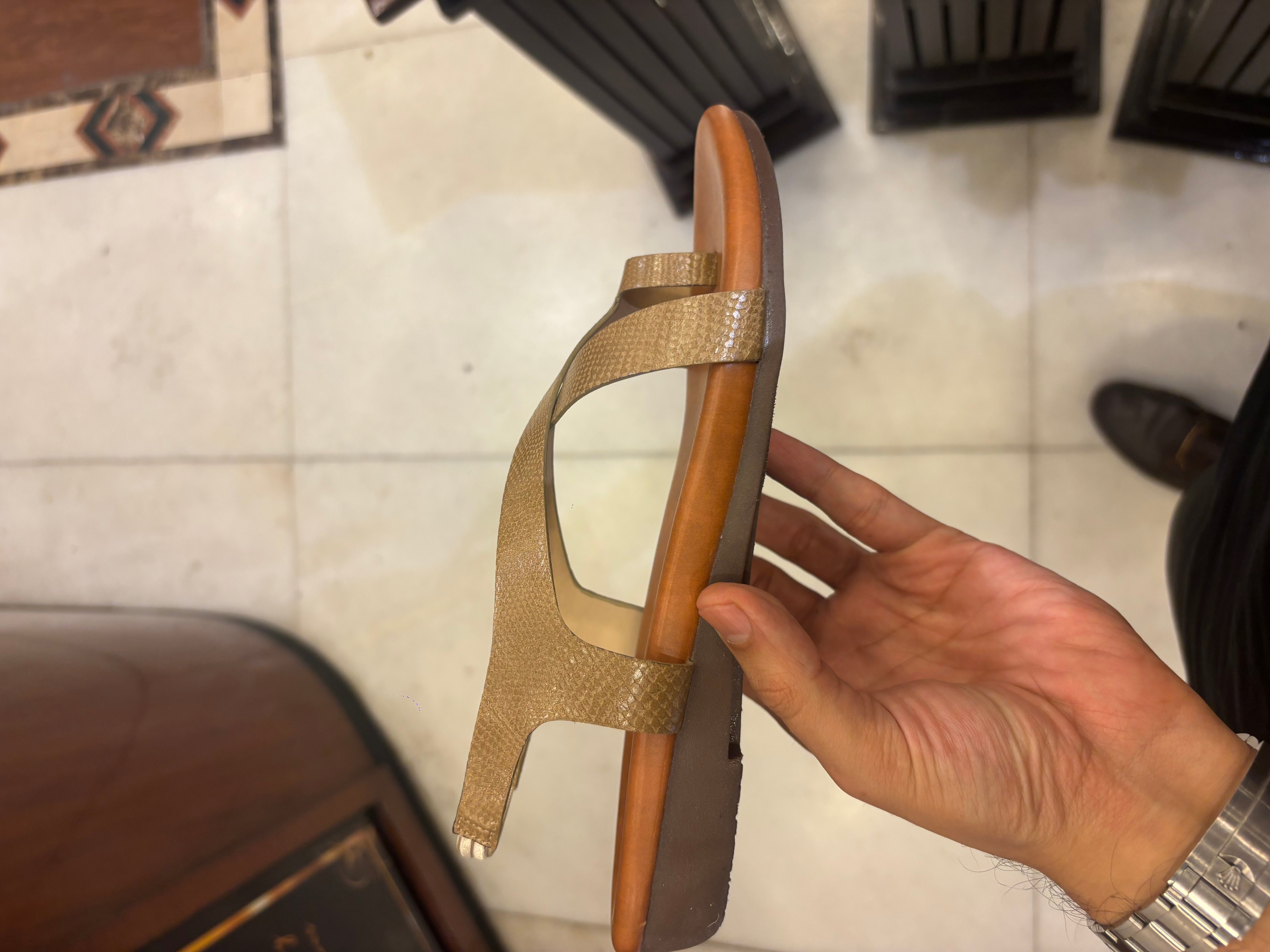 Bonita Cushioned Comfort Back Elastic Thumb Sandals - The Heels India