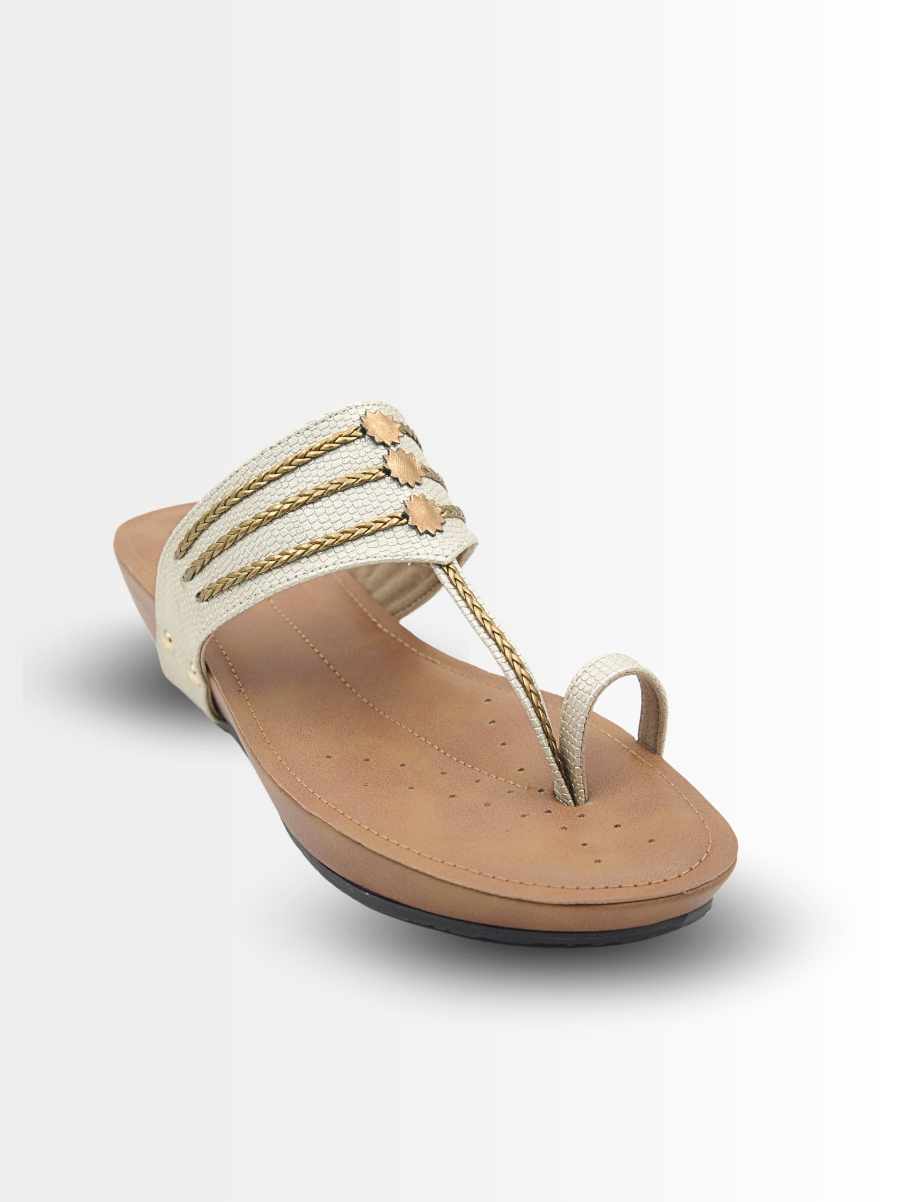 Lilith Cushion Kohlapuris