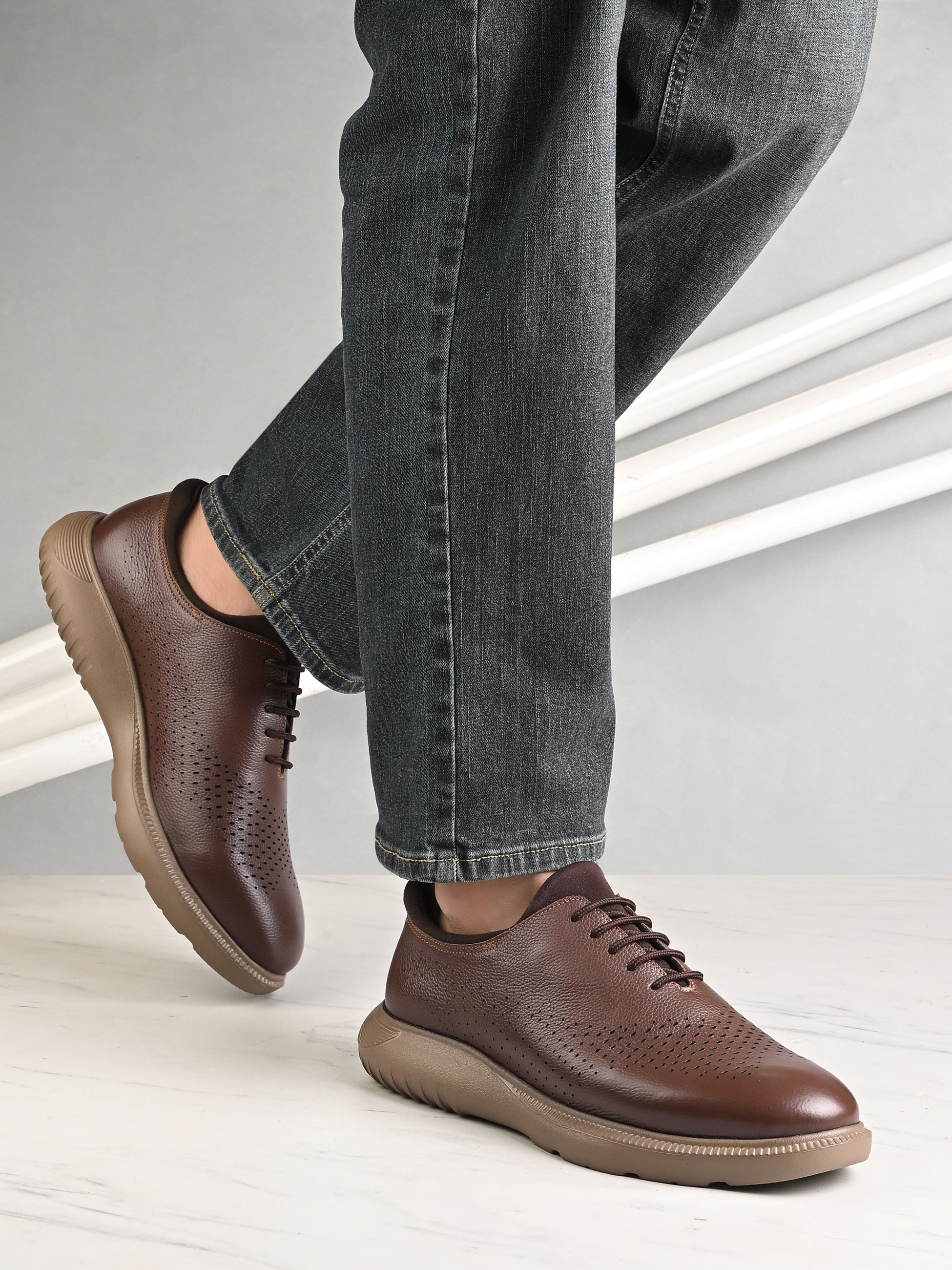 Romero Cloud Leather Sneakers