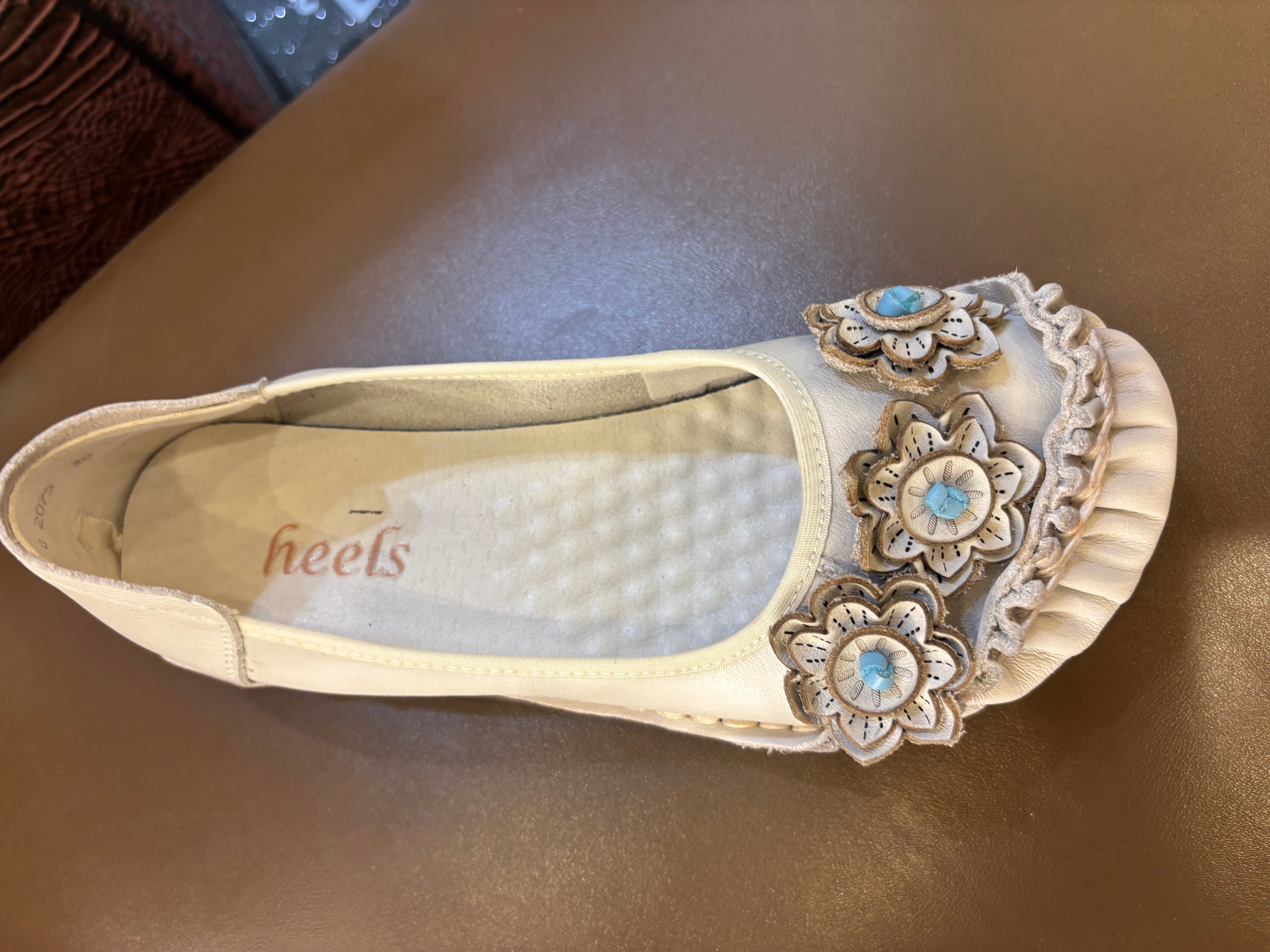 Renessa Premium Leather Comfort Flower Ballerinas