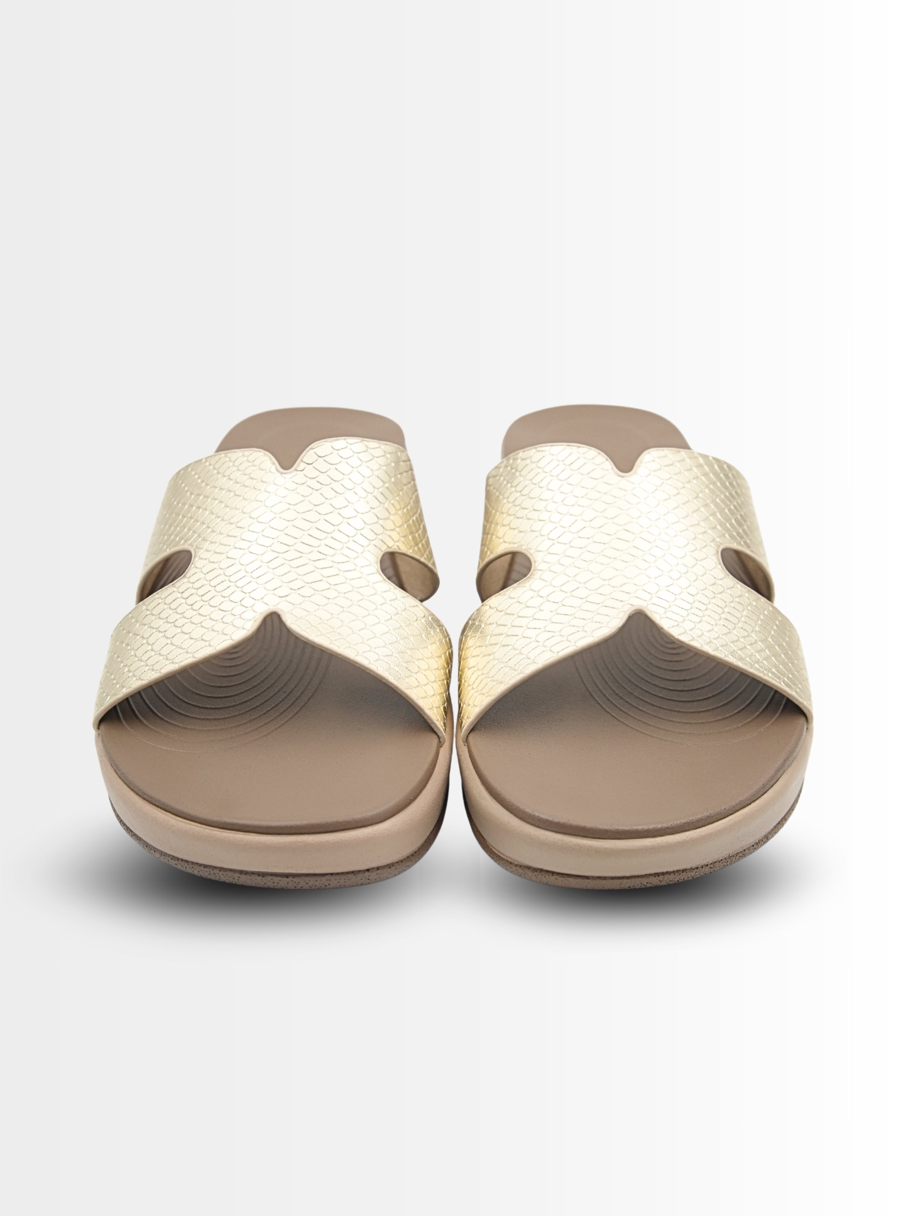 Fergie Cushioned Sliders