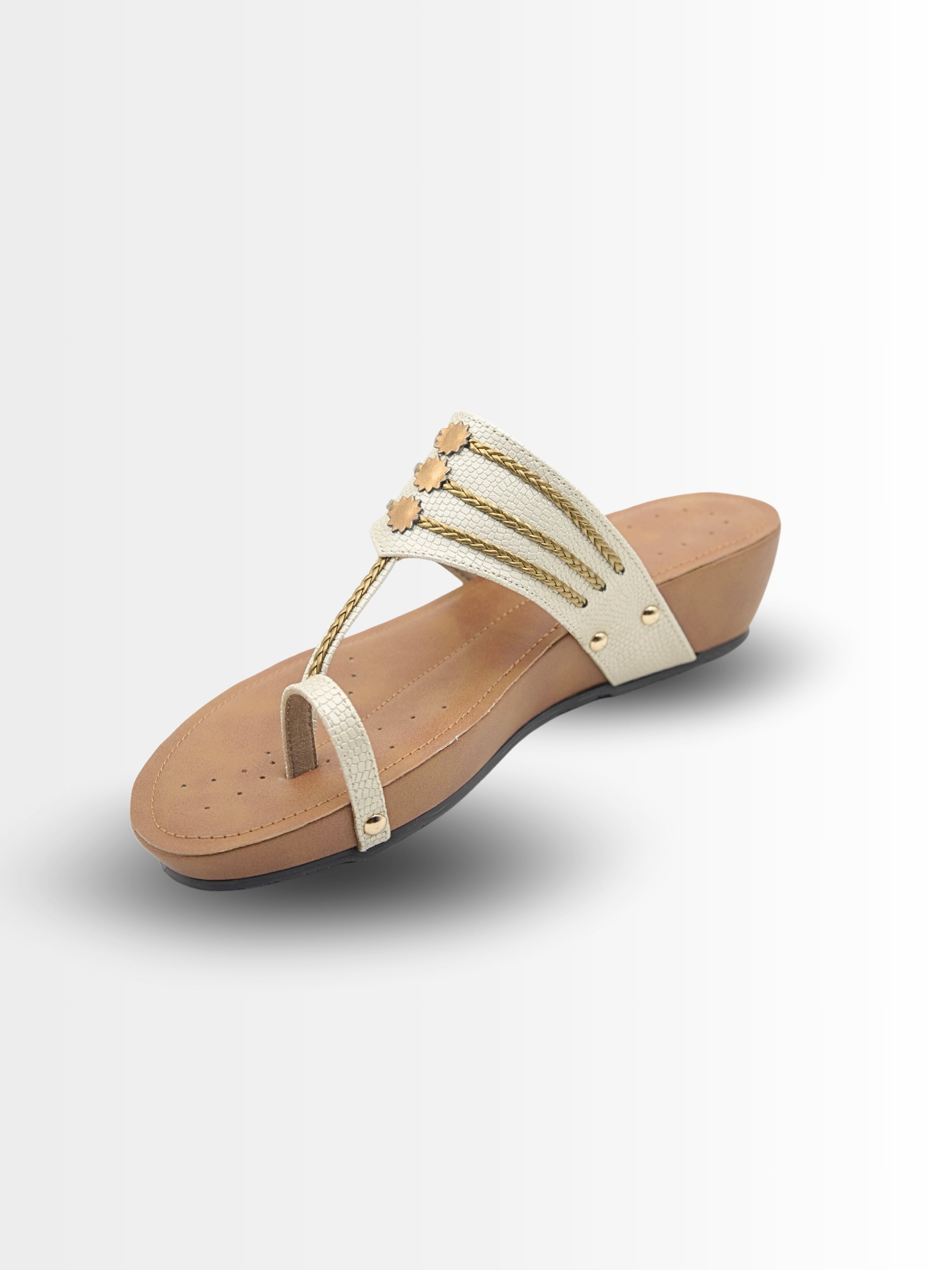 Lilith Cushion Kohlapuris