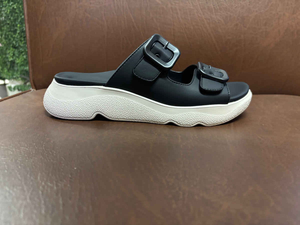 Suzy Lite Comfort Chunky Summer Slippers in Black - The Heels India