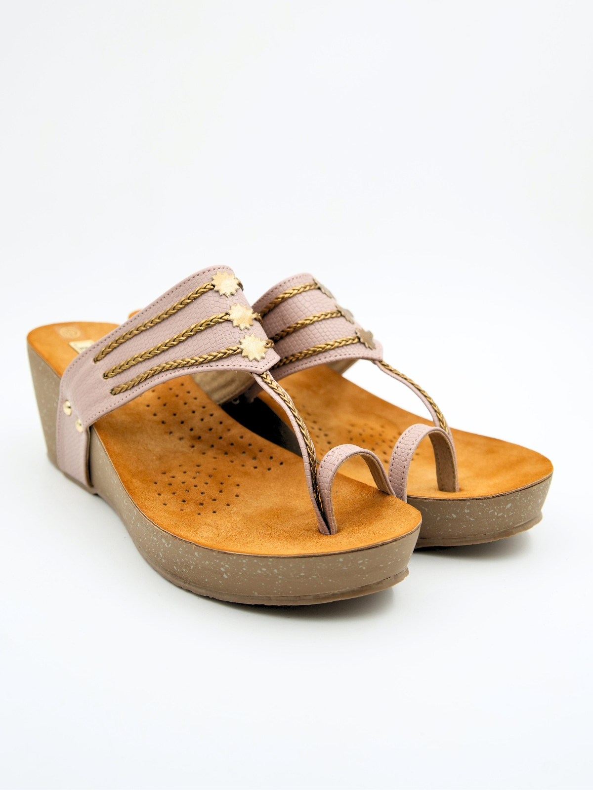 Zehra Wedge Heel Kohlapuris - The Heels India
